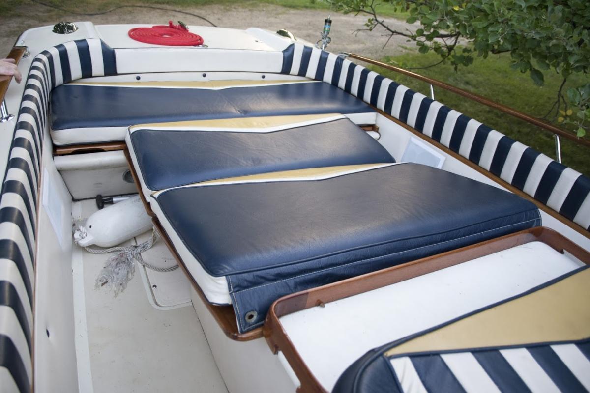 Classic Wooden Boat for Sale - 1982 RIVA RUDY 'SUPER' 19.4'
