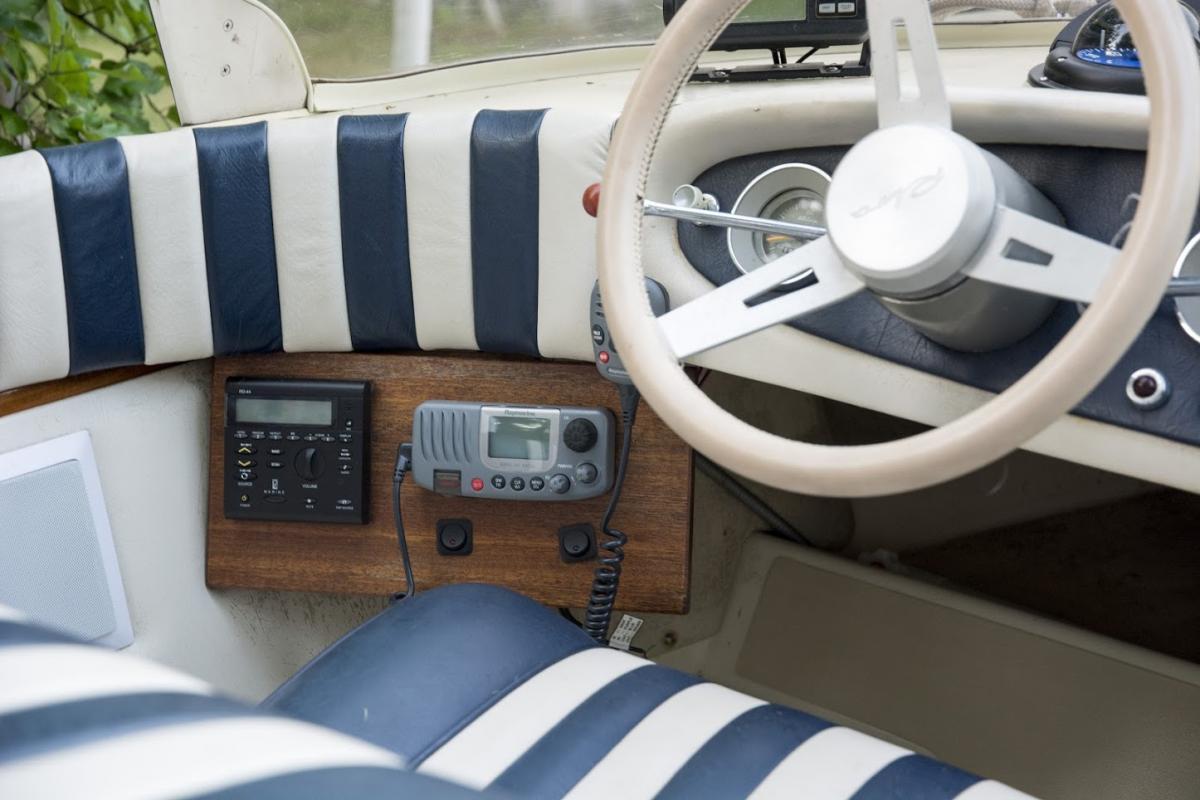 Classic Wooden Boat for Sale - 1982 RIVA RUDY 'SUPER' 19.4'