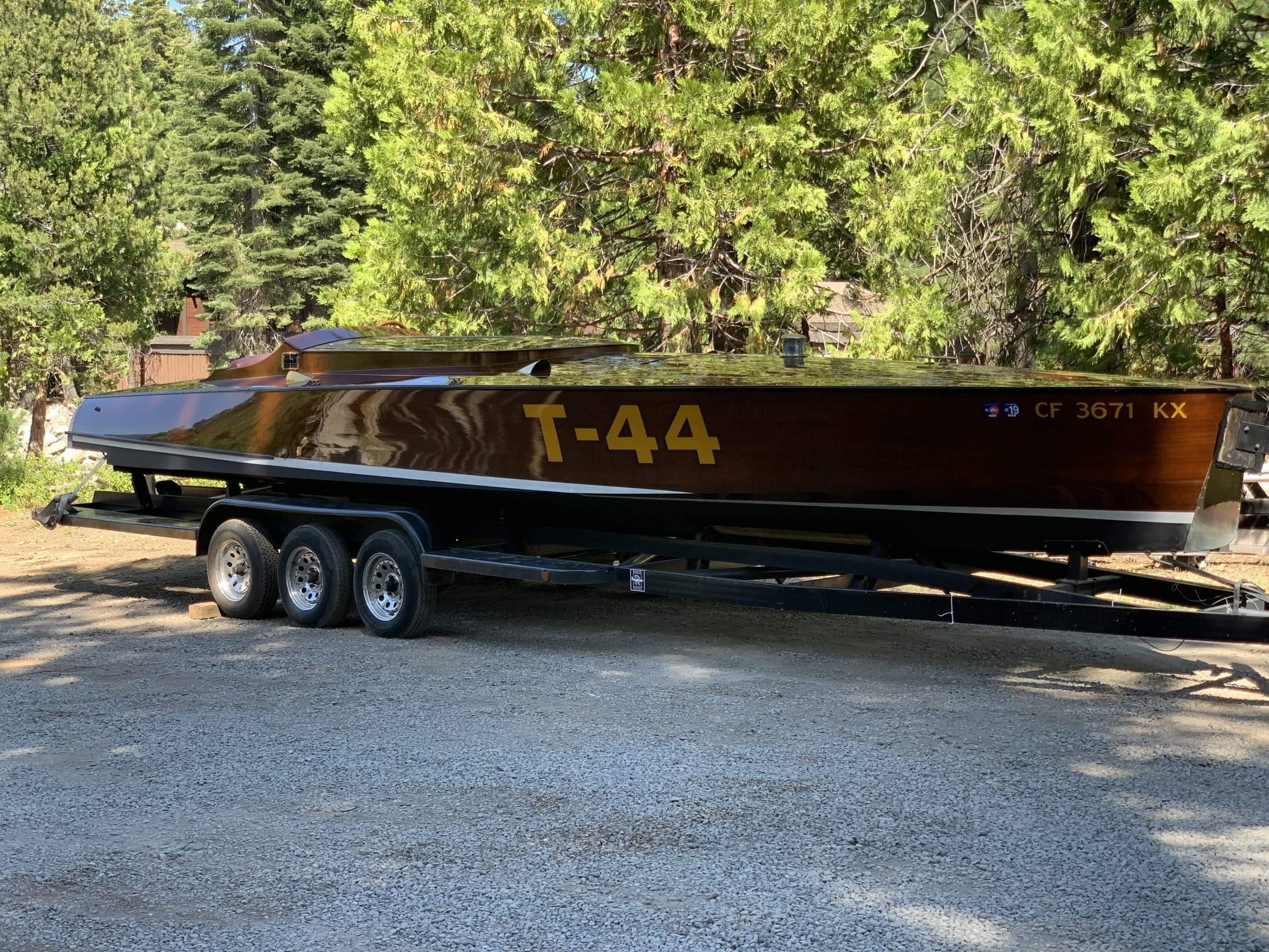 Classic Wooden Boat for Sale - 1996 Brown & Bassett 33' Gentleman's Racer - 600hp Rolls-Royce Meteor V-12