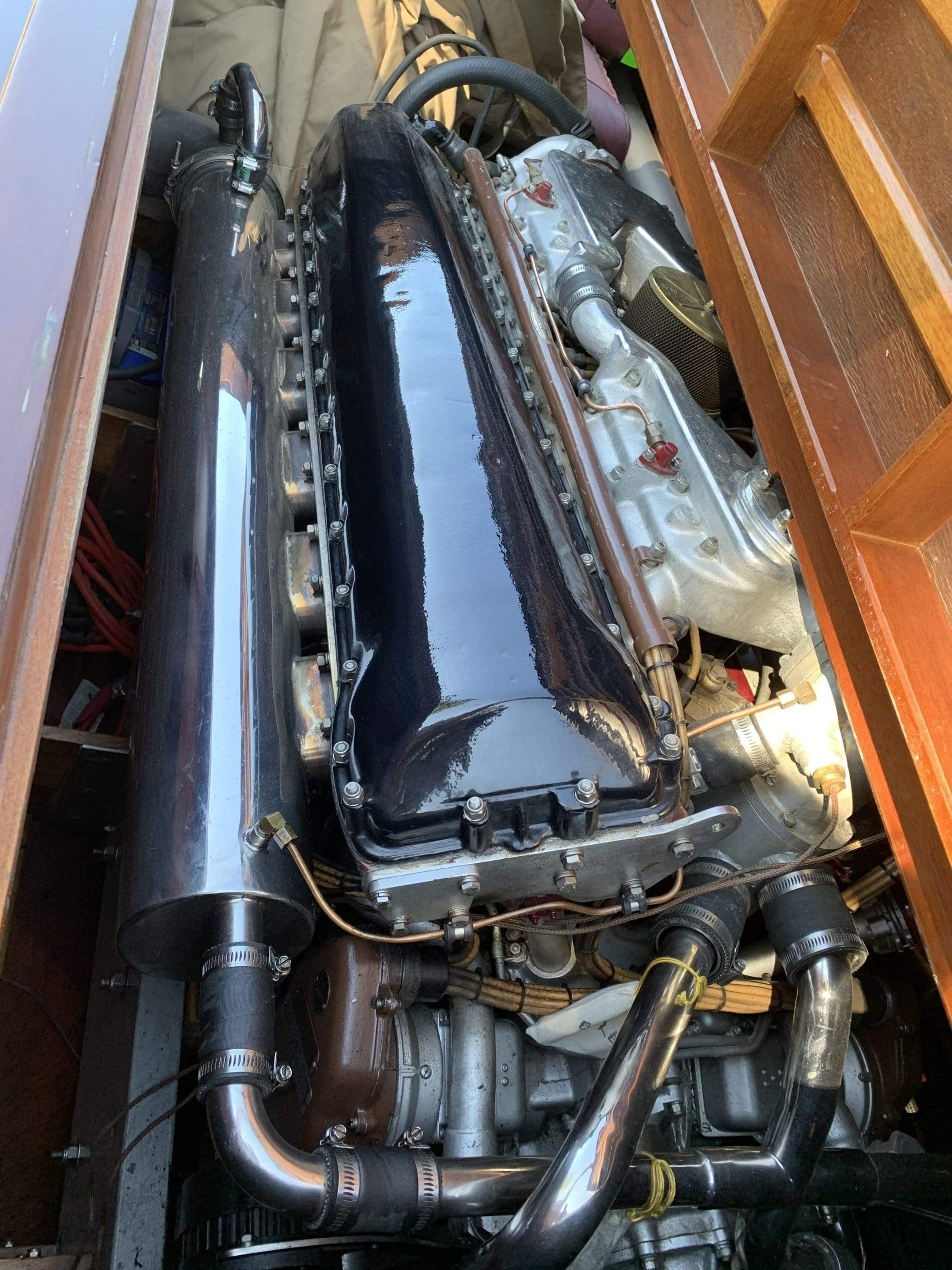 Classic Wooden Boat for Sale - 1996 Brown & Bassett 33' Gentleman's Racer - 600hp Rolls-Royce Meteor V-12