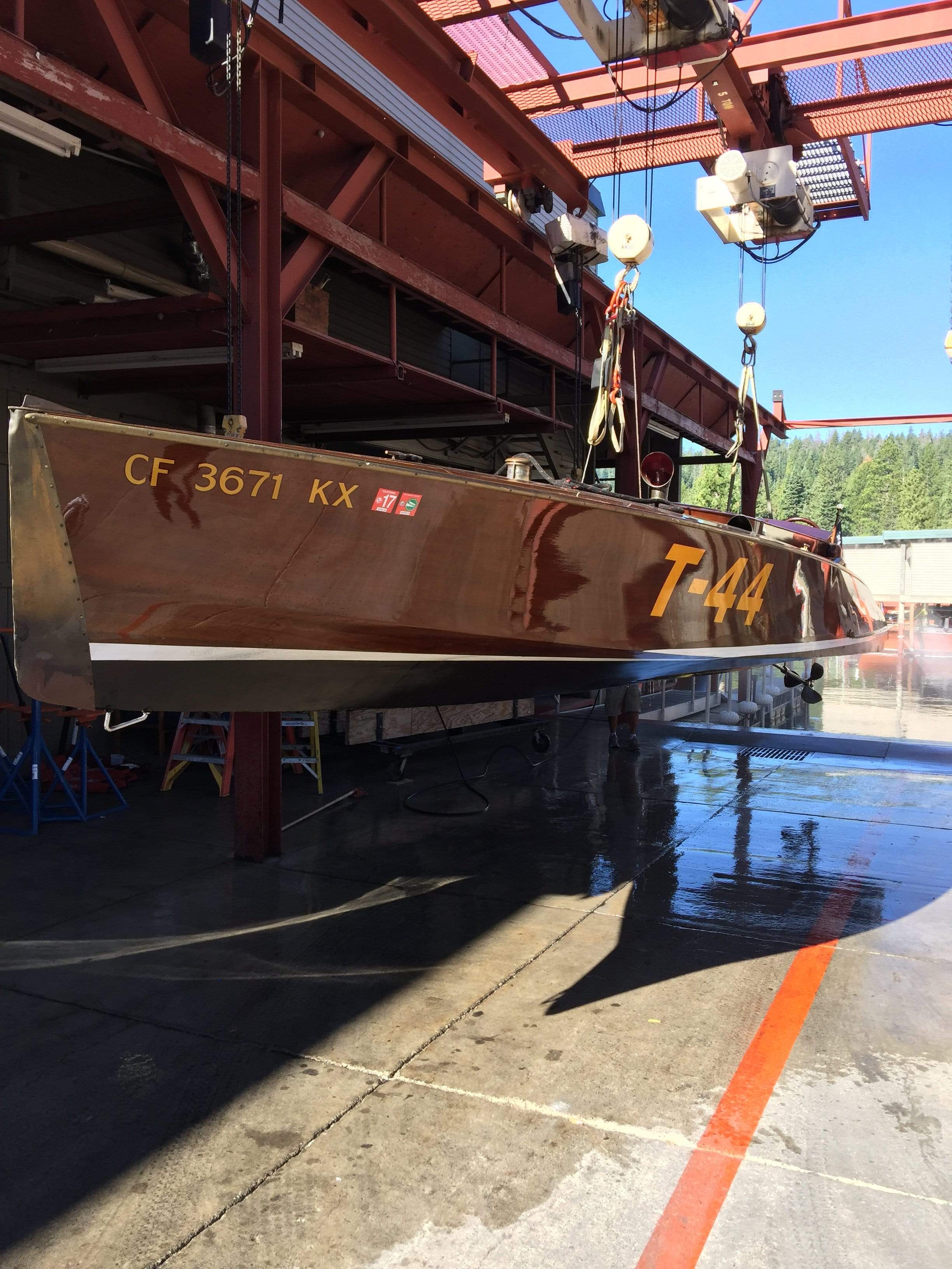 Classic Wooden Boat for Sale - 1996 Brown & Bassett 33' Gentleman's Racer - 600hp Rolls-Royce Meteor V-12