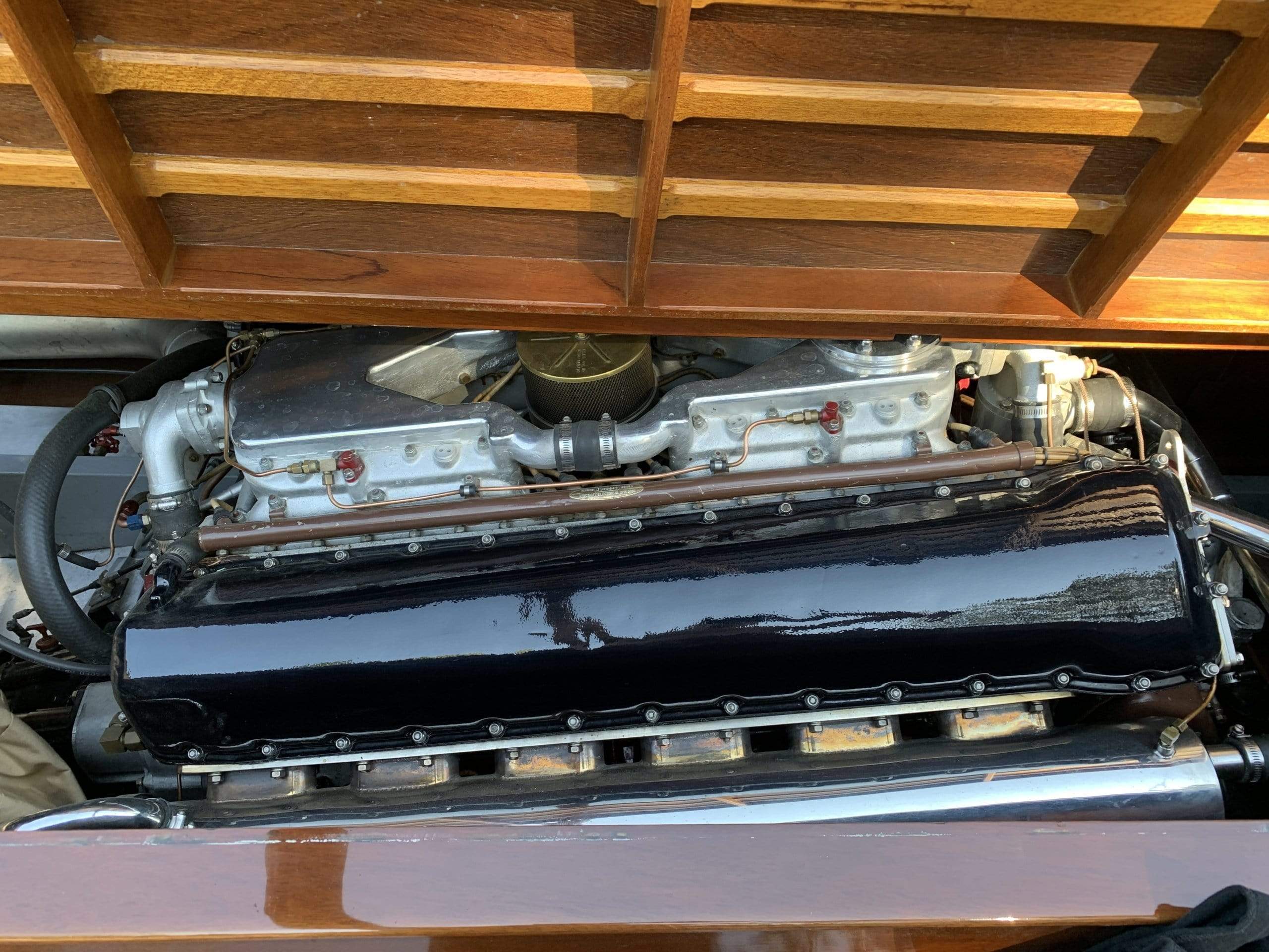Classic Wooden Boat for Sale - 1996 Brown & Bassett 33' Gentleman's Racer - 600hp Rolls-Royce Meteor V-12