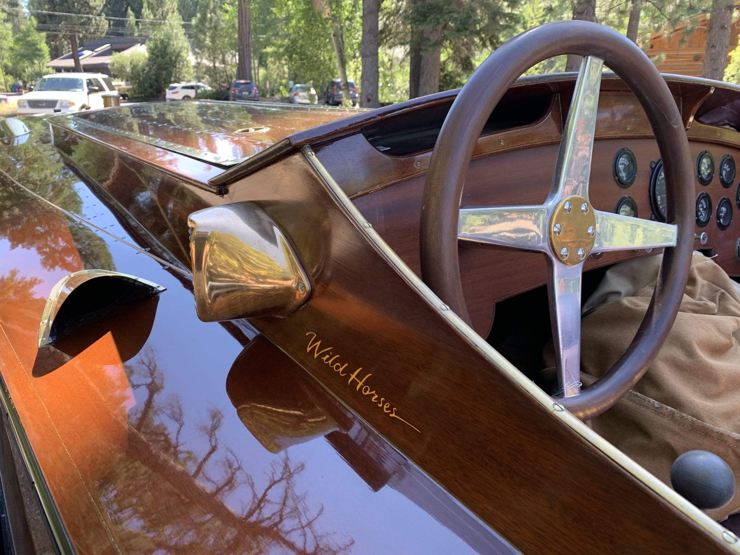 Classic Wooden Boat for Sale - 1996 Brown & Bassett 33' Gentleman's Racer - 600hp Rolls-Royce Meteor V-12