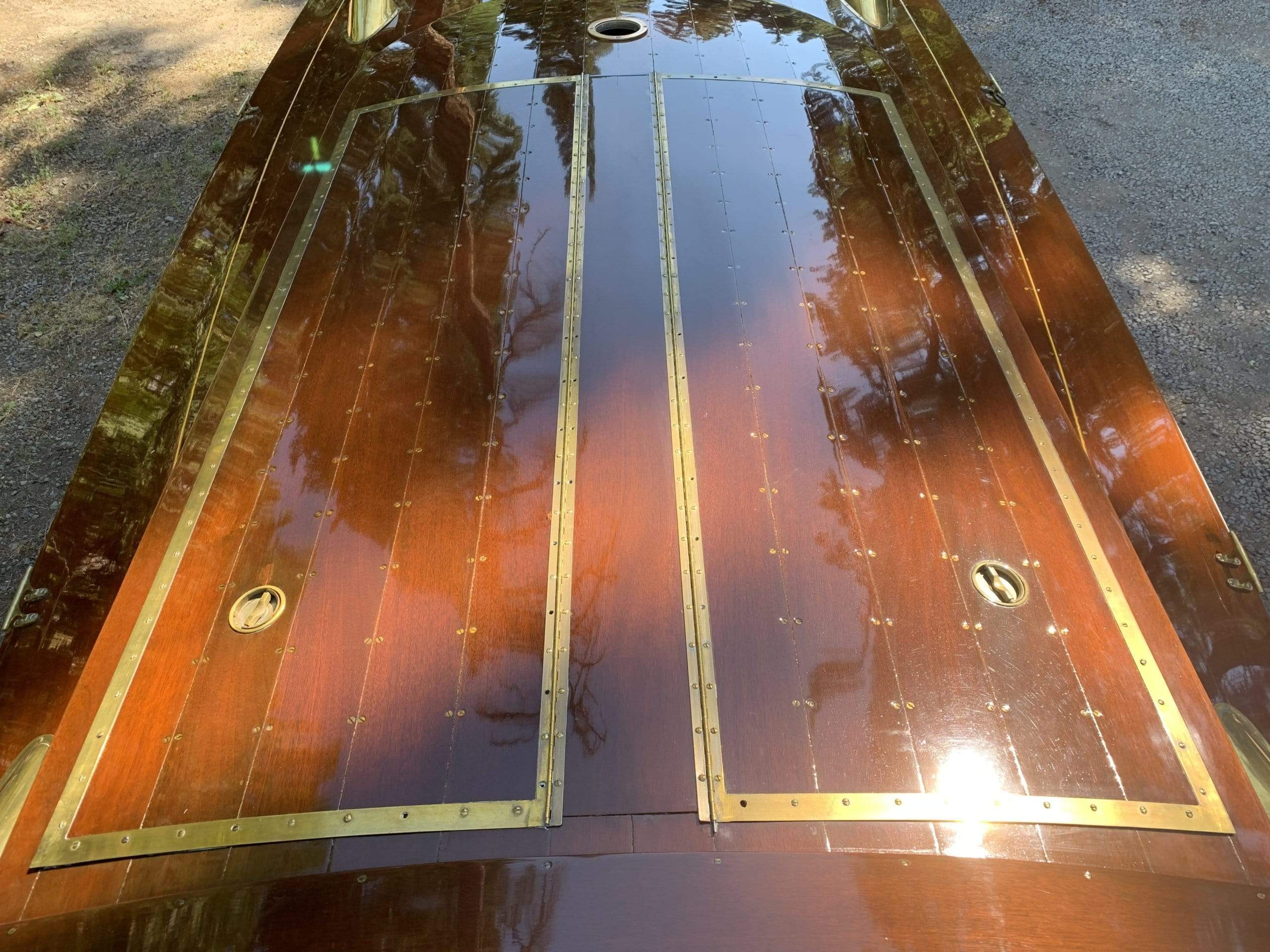 Classic Wooden Boat for Sale - 1996 Brown & Bassett 33' Gentleman's Racer - 600hp Rolls-Royce Meteor V-12