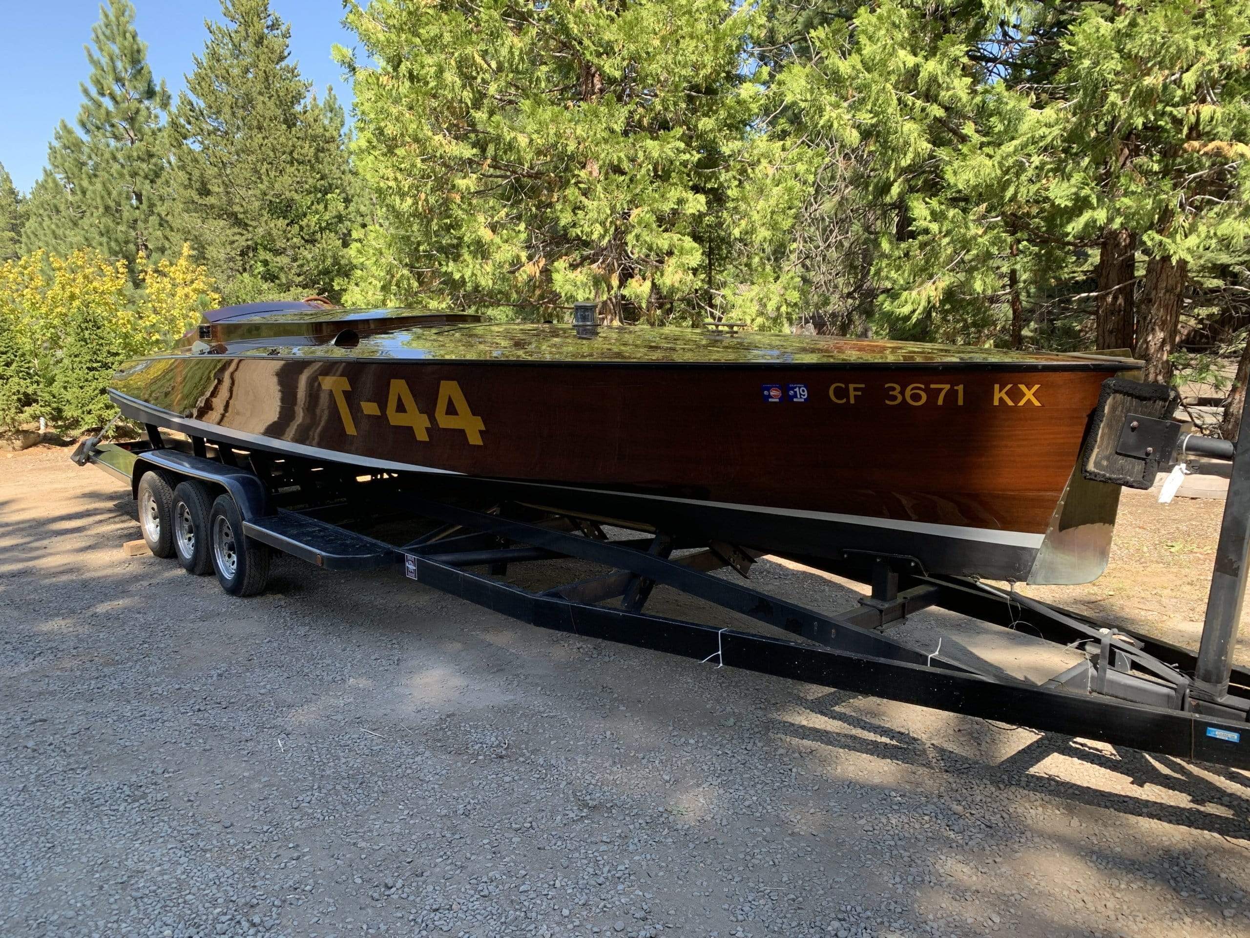 Classic Wooden Boat for Sale - 1996 Brown & Bassett 33' Gentleman's Racer - 600hp Rolls-Royce Meteor V-12