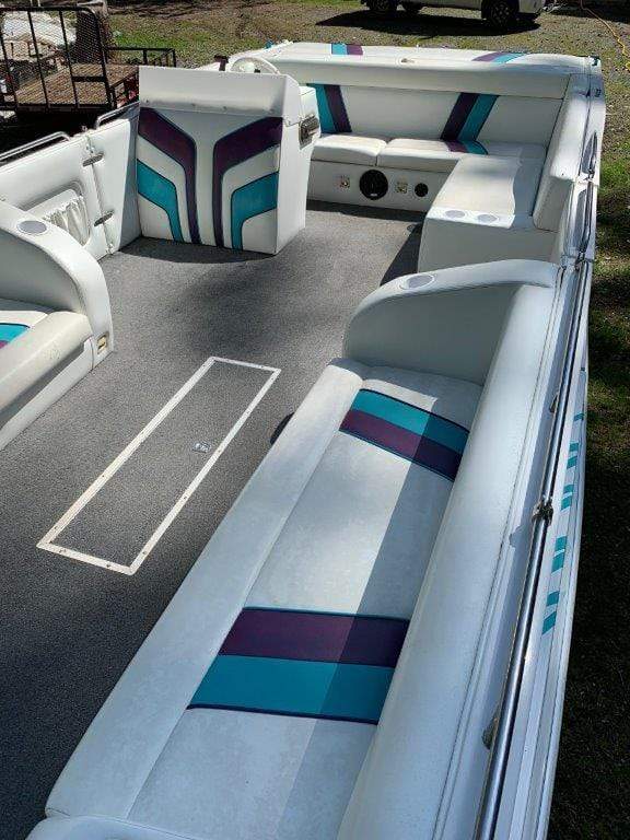 Classic Wooden Boat for Sale - 1999 CHEETAH FAST CAT 24'