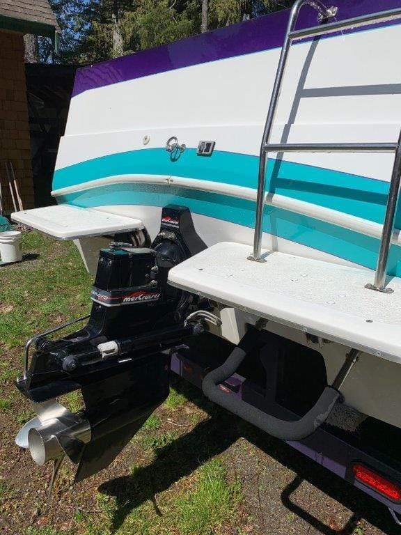 Classic Wooden Boat for Sale - 1999 CHEETAH FAST CAT 24'