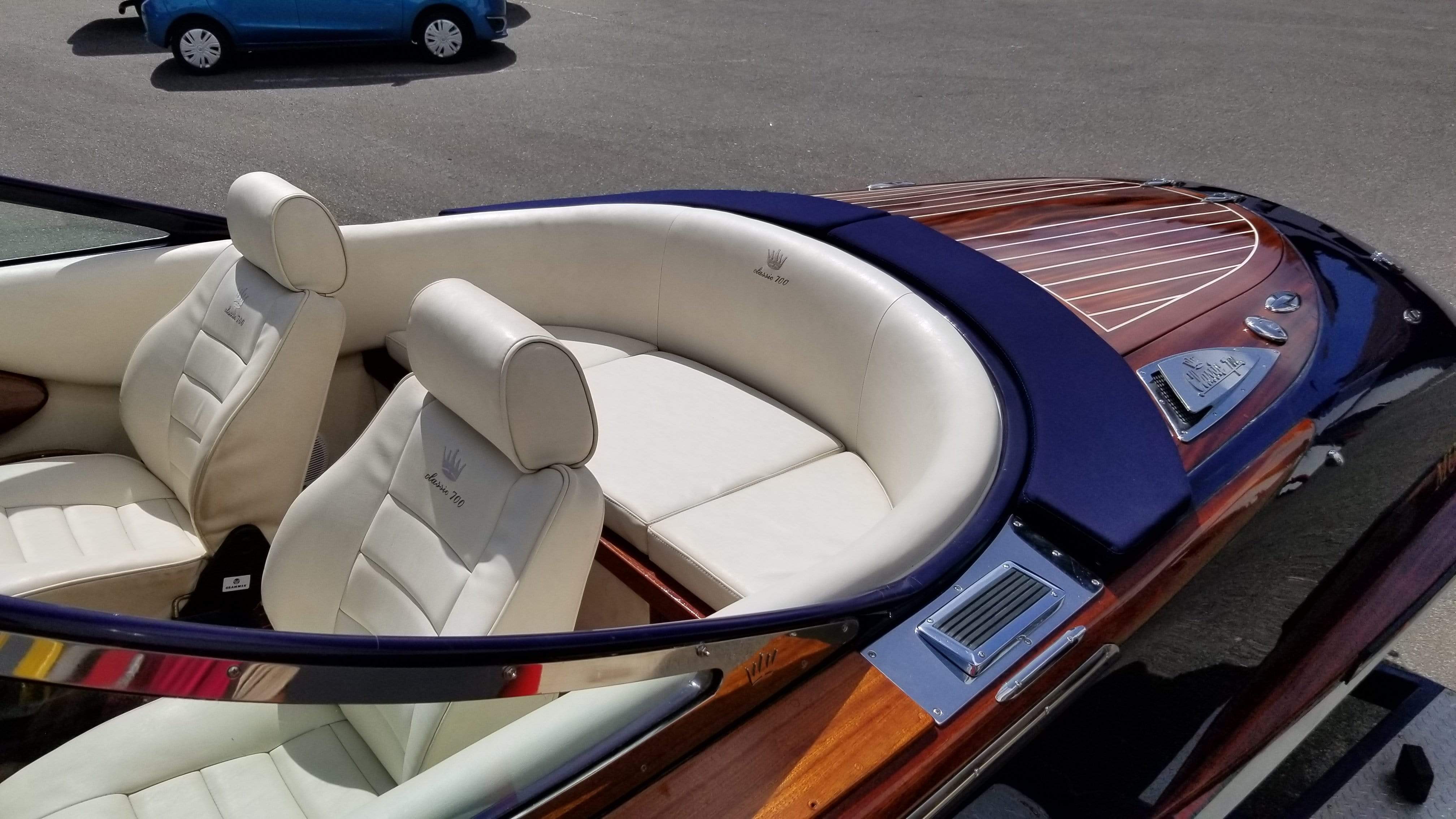 Classic Wooden Boat for Sale - 2004 KRAL 23' CLASSIC 700