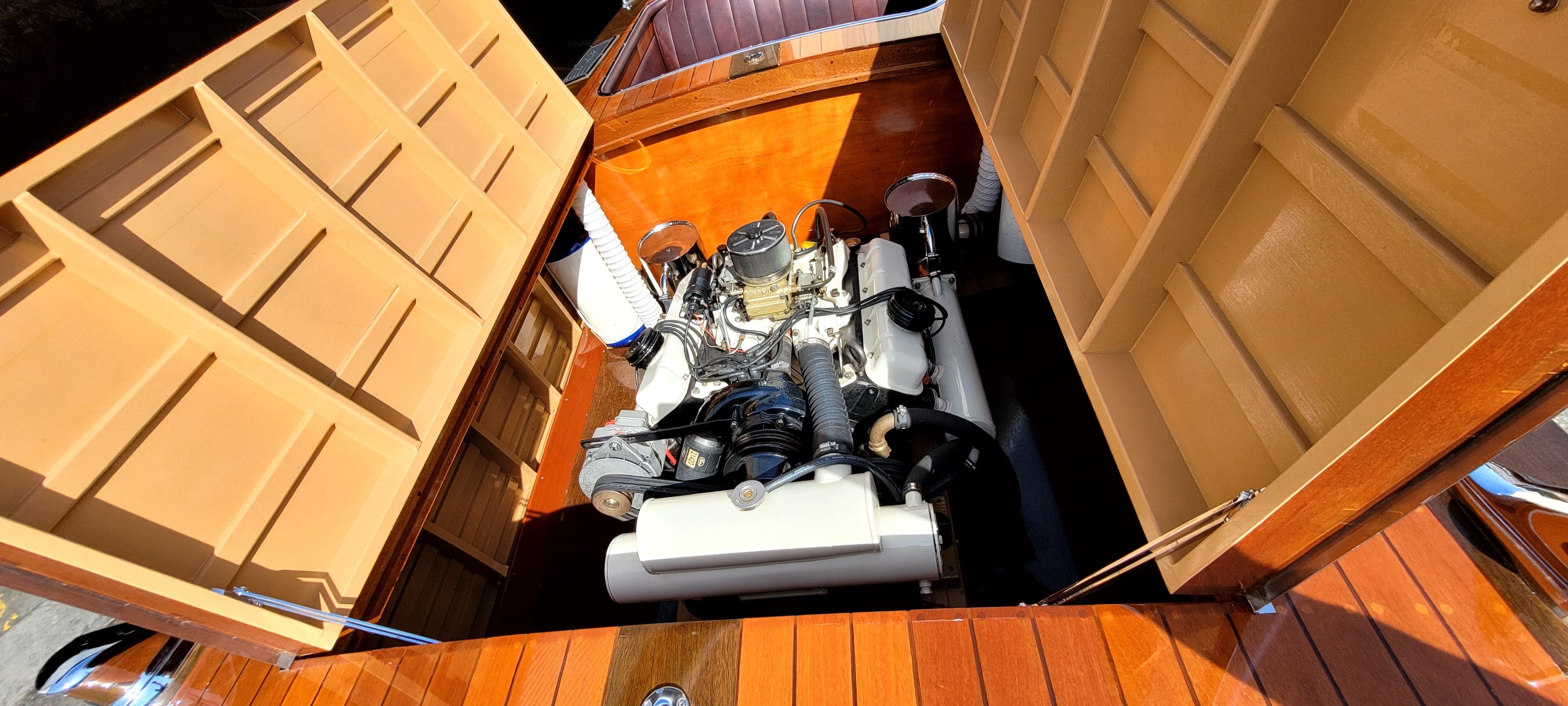 1928 TRIPLE COCKPIT 28' RUNABOUT