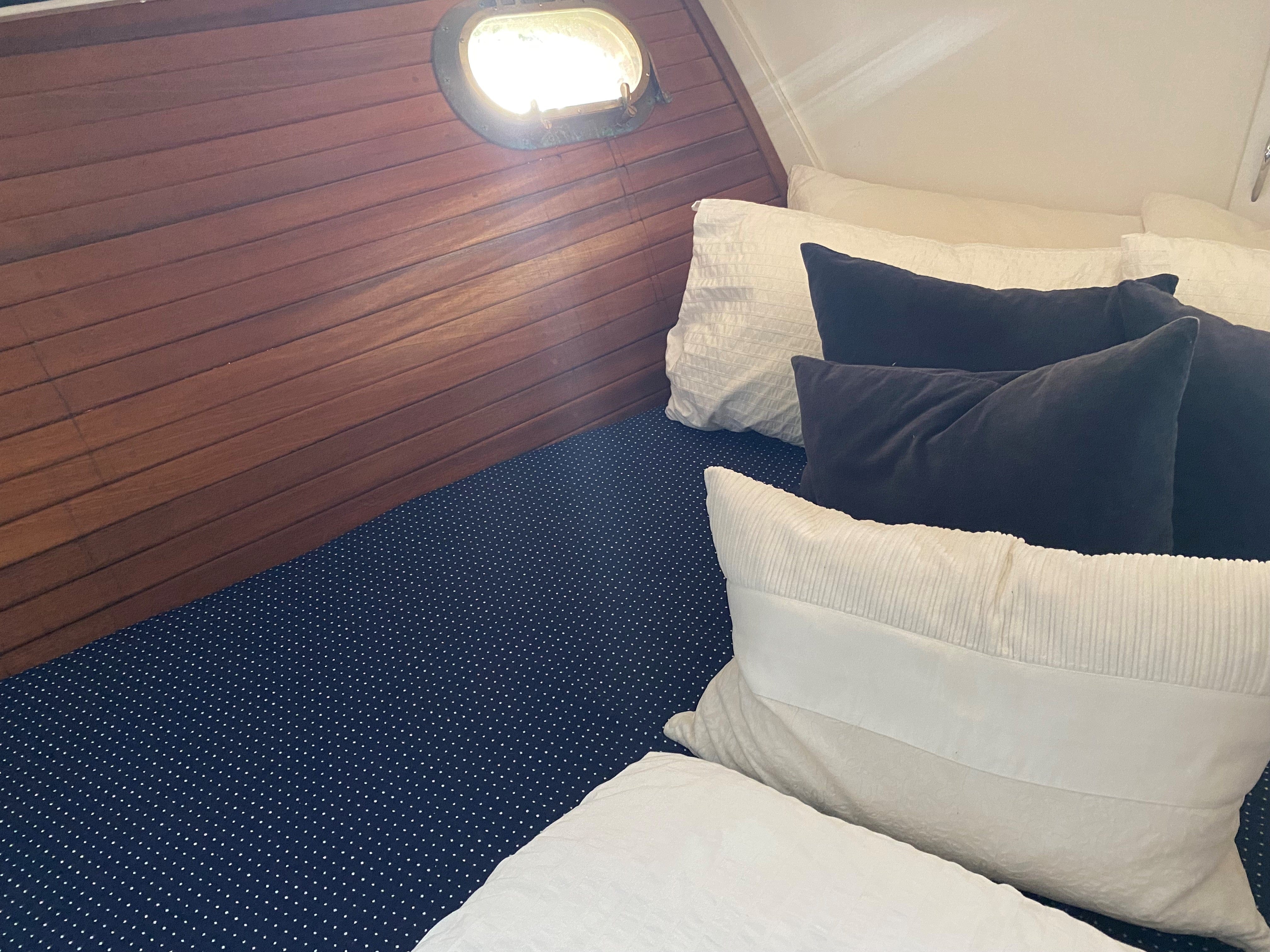 1954 CHRIS-CRAFT 36' CORVETTE