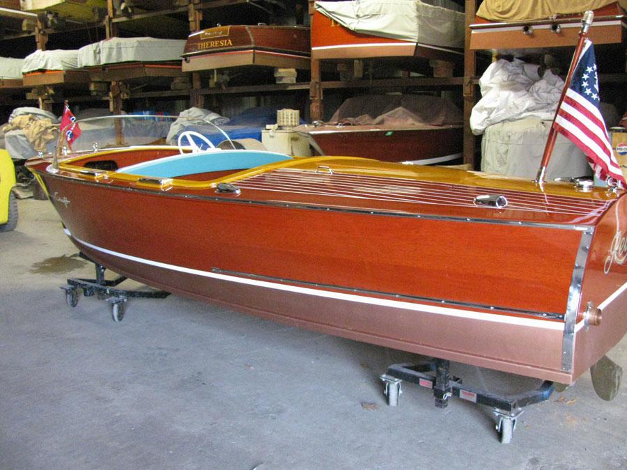 1957 CHRIS-CRAFT 17' RUNABOUT