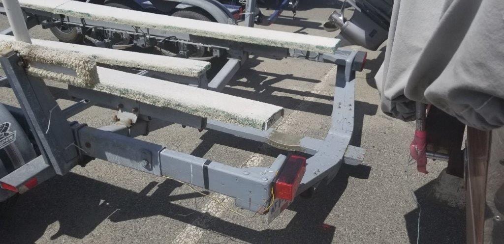 1989 EZ Loader Tandem Axle Trailer