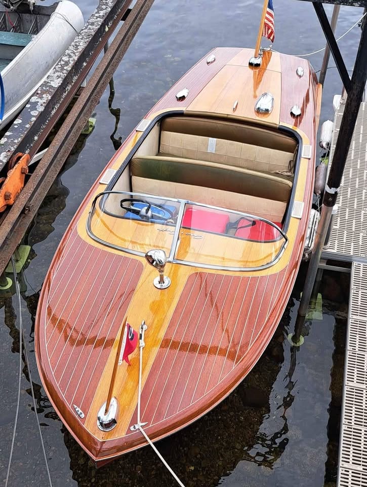 1955 CHRIS-CRAFT 19' CAPRI