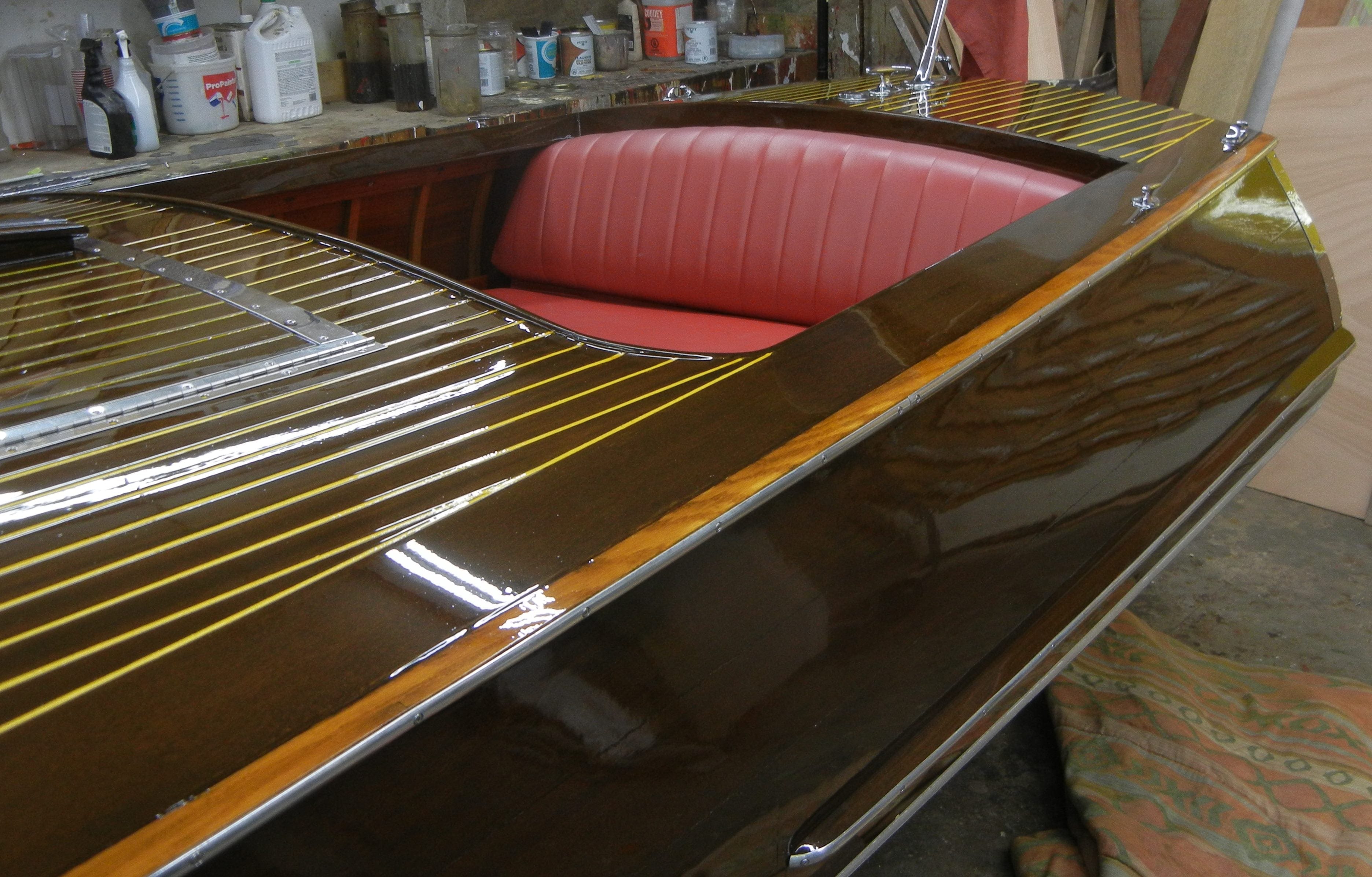 1947 22' TRIPLE COCKPIT W.J JOHNSON RUNABOUT