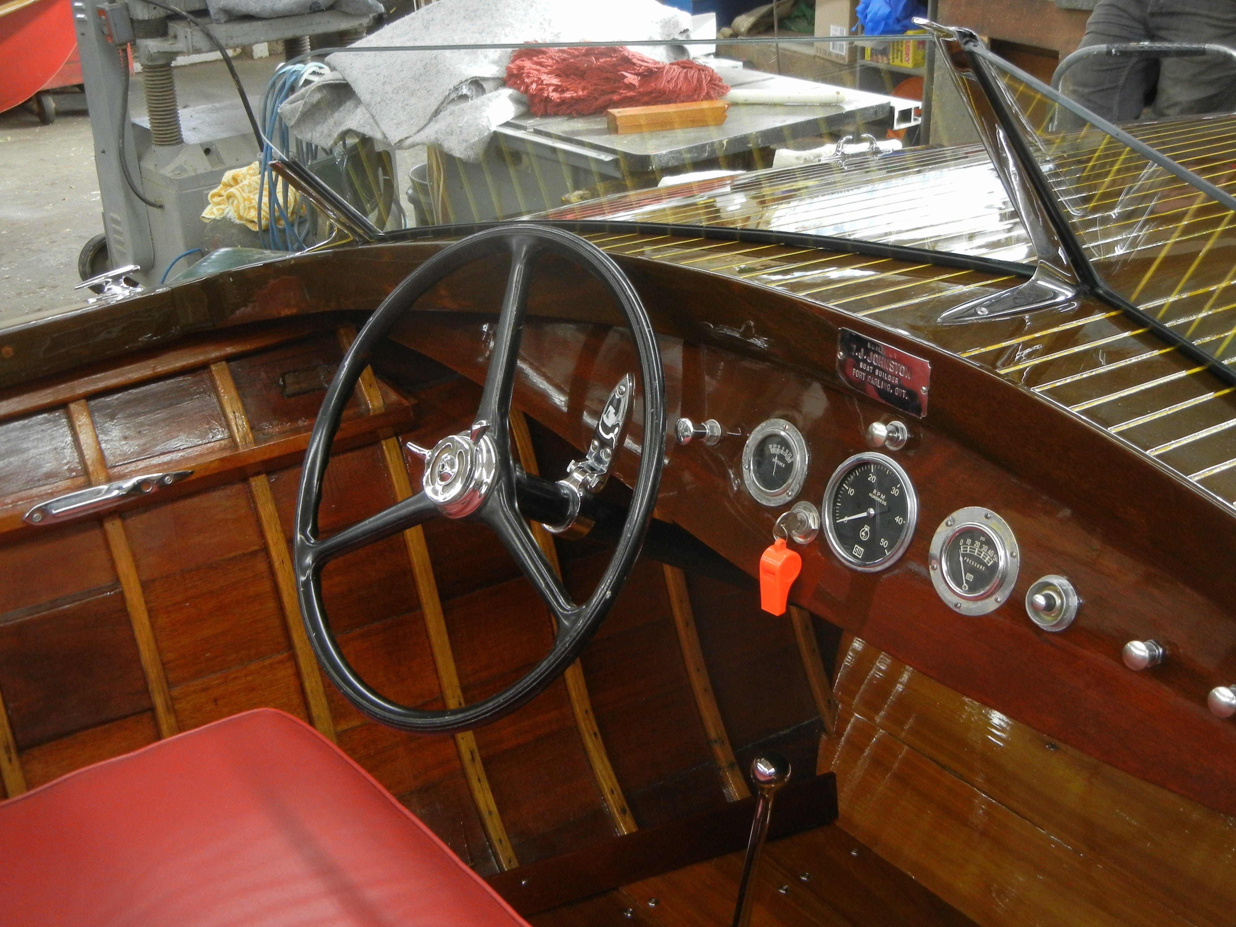 1947 22' TRIPLE COCKPIT W.J JOHNSON RUNABOUT