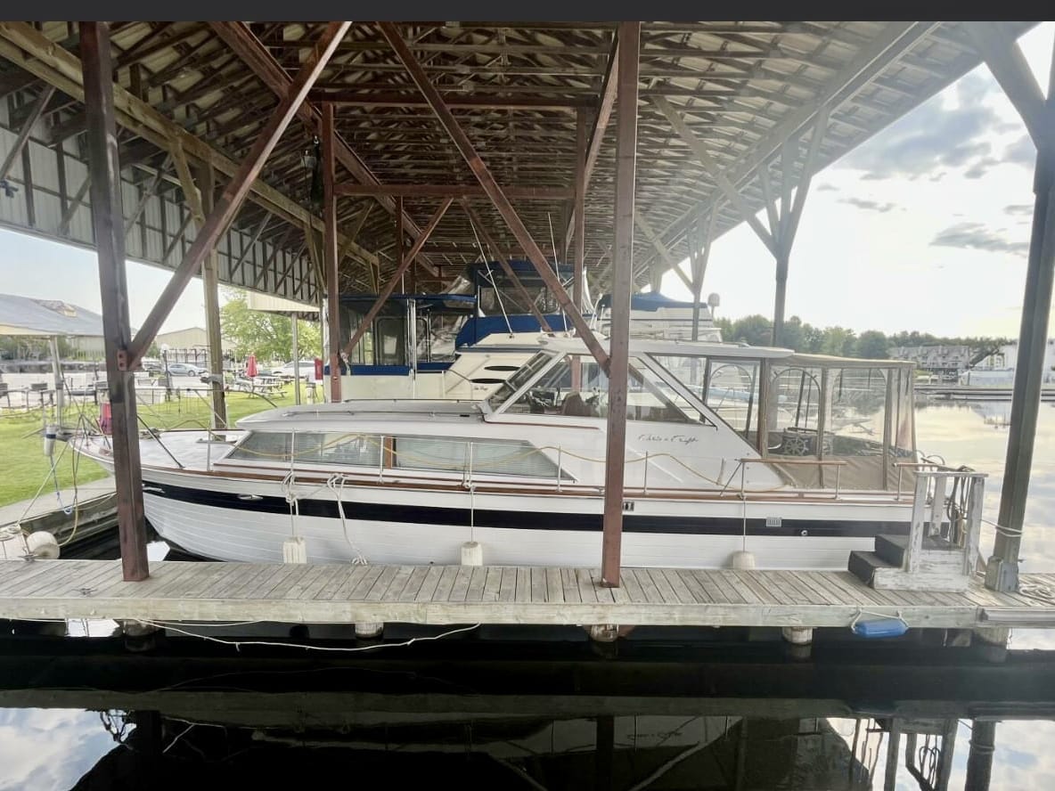 1964 CHRIS-CRAFT 36' CHALLENGER