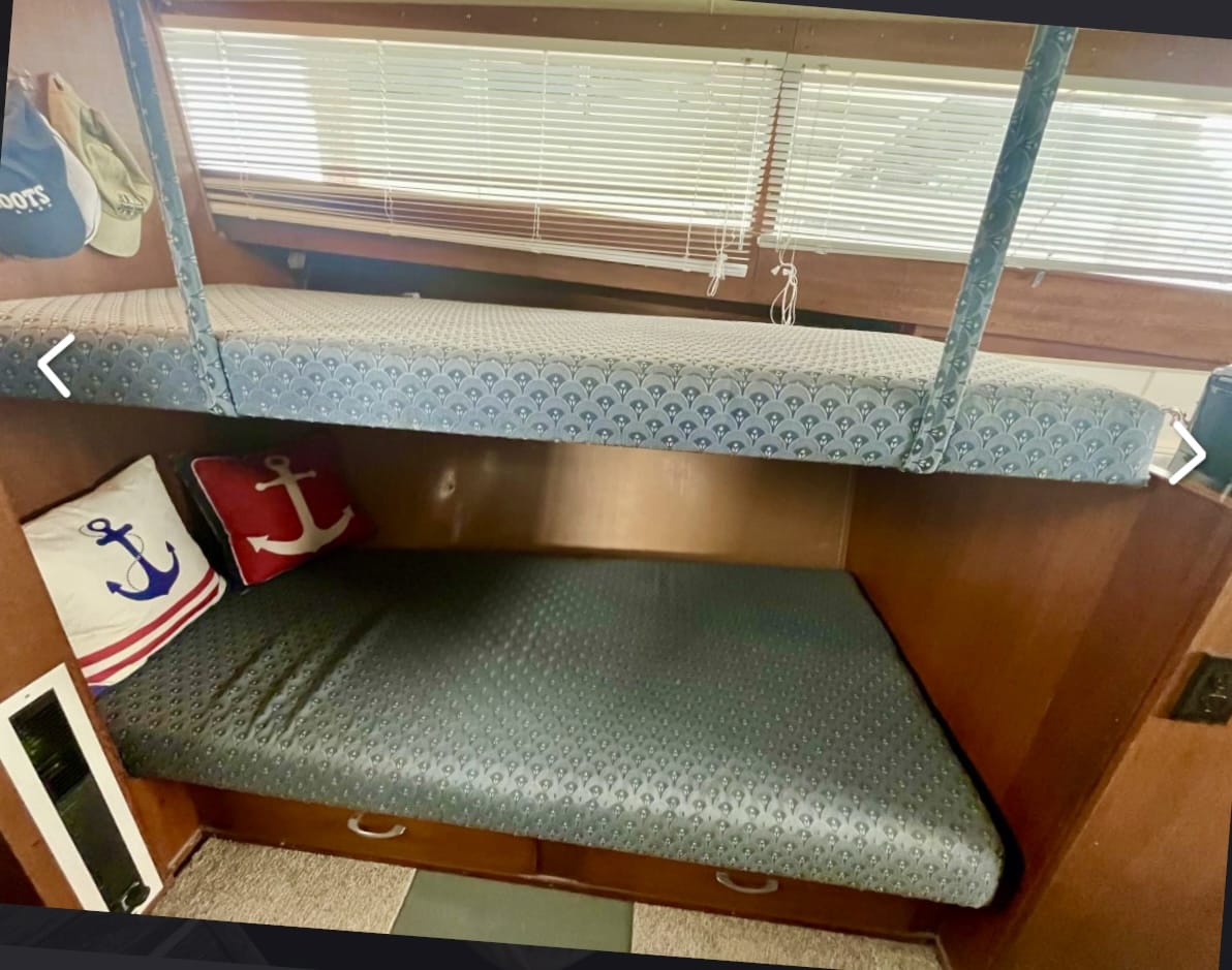 1964 CHRIS-CRAFT 36' CHALLENGER