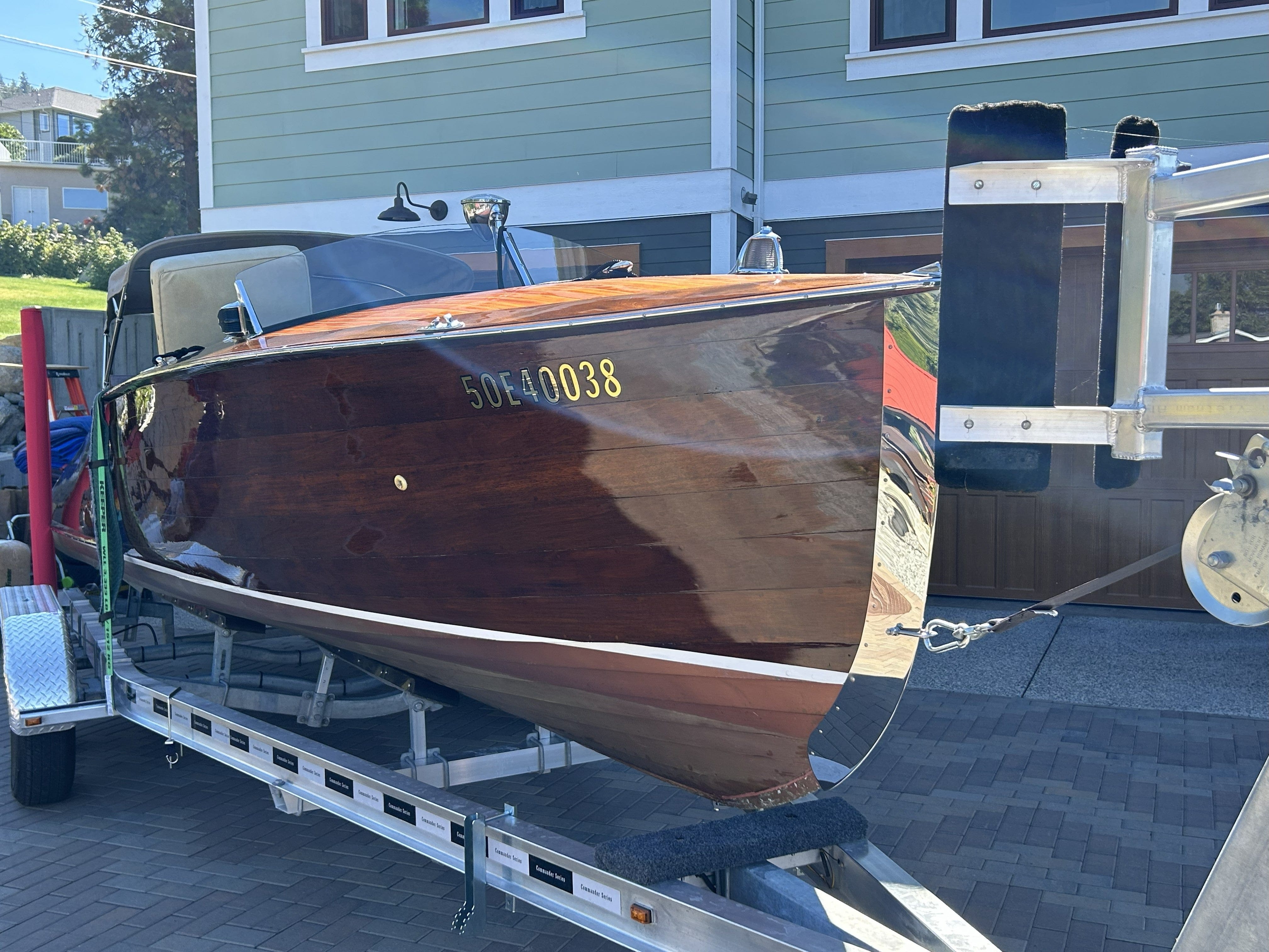 1946 22' Duke Runabout