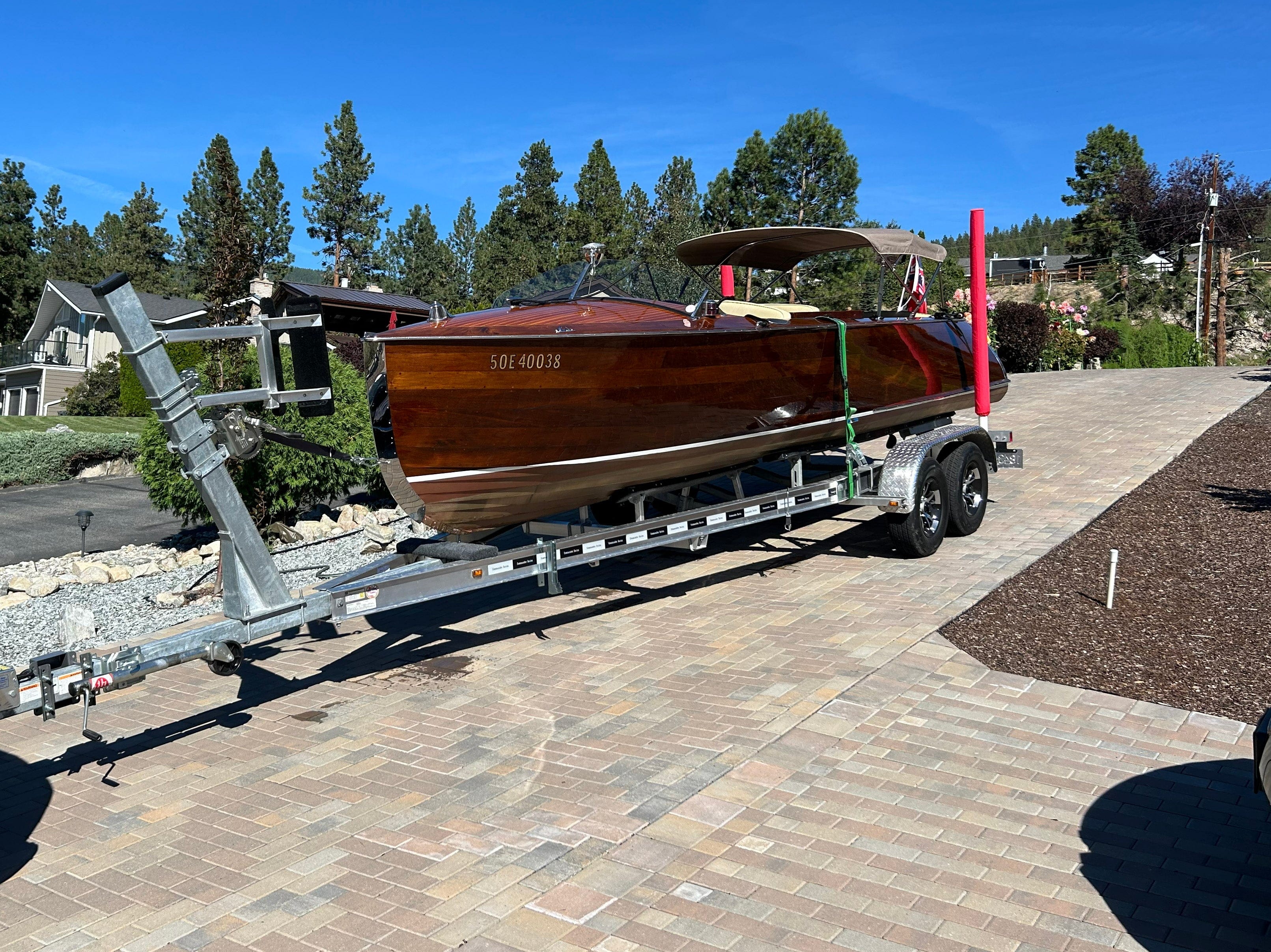 1946 22' Duke Runabout