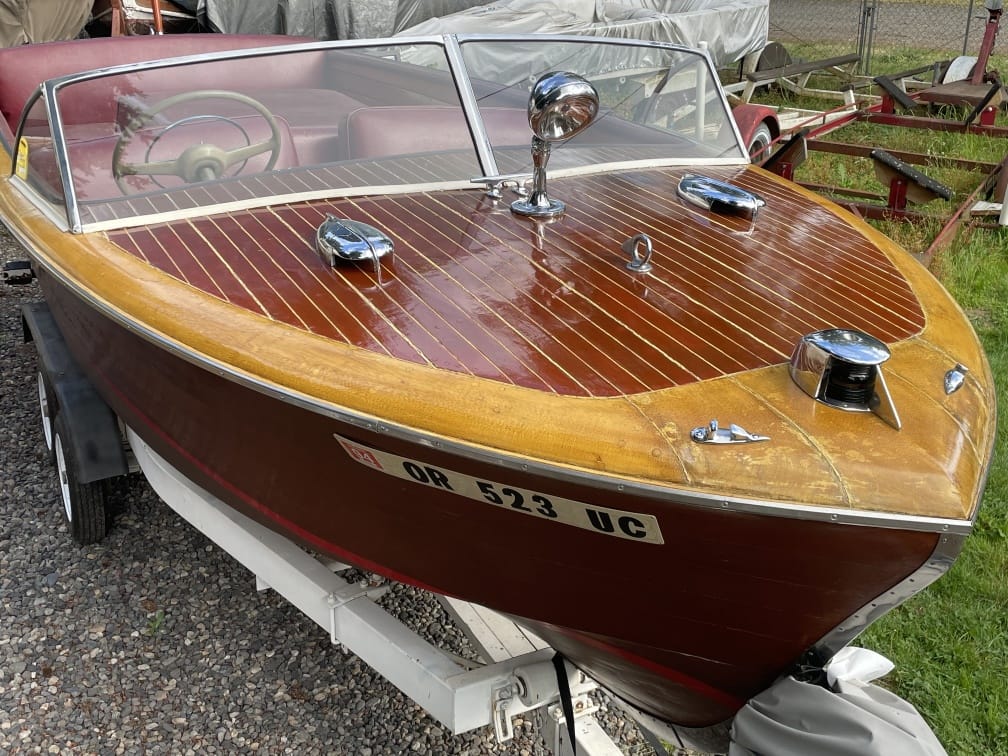 1951 CHRIS CRAFT 19' HOLIDAY