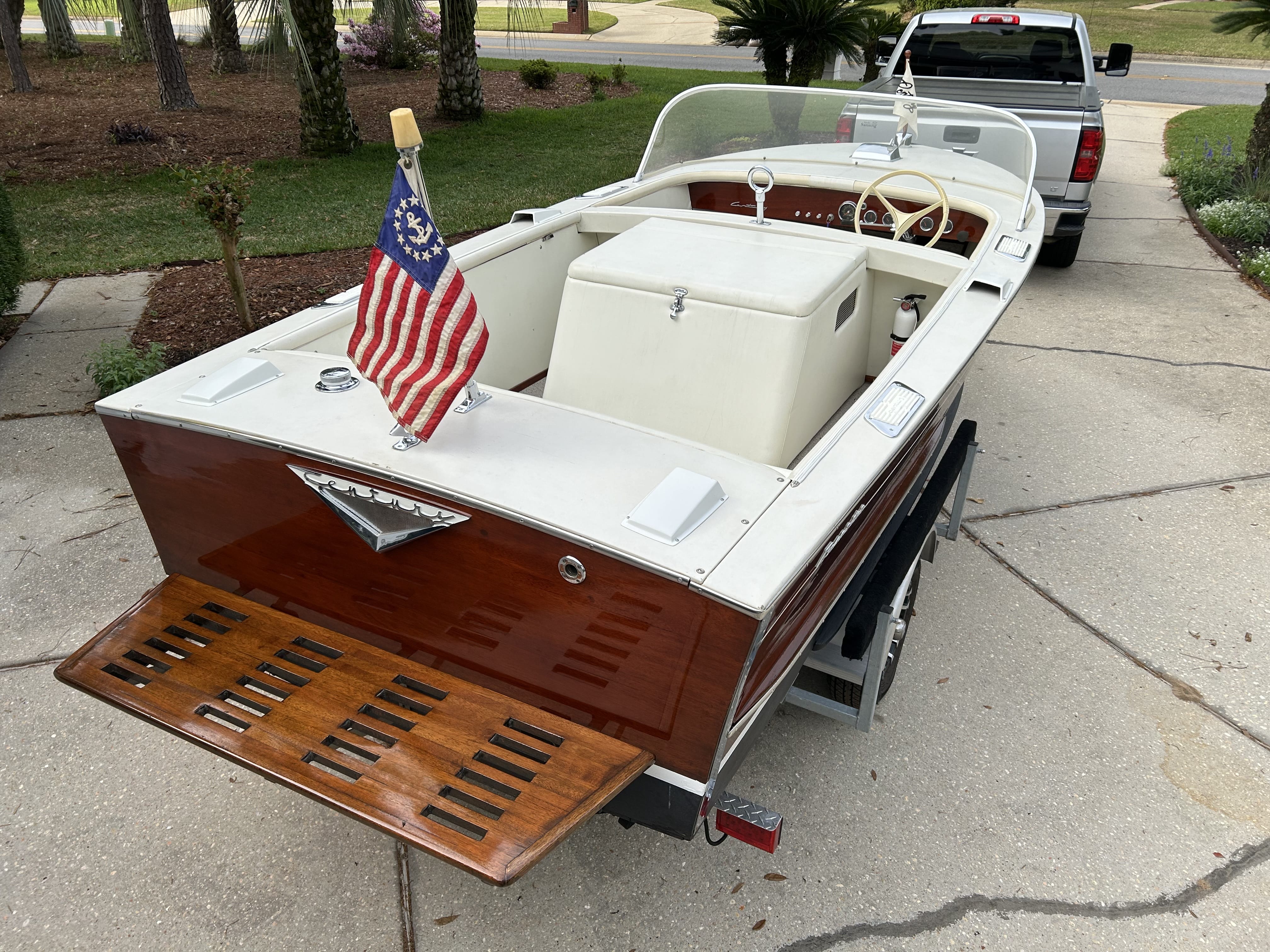 1965 15' CENTURY RESORTER