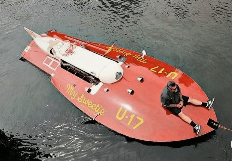 1954 32' Staudacher Hydroplane "My Sweetie"