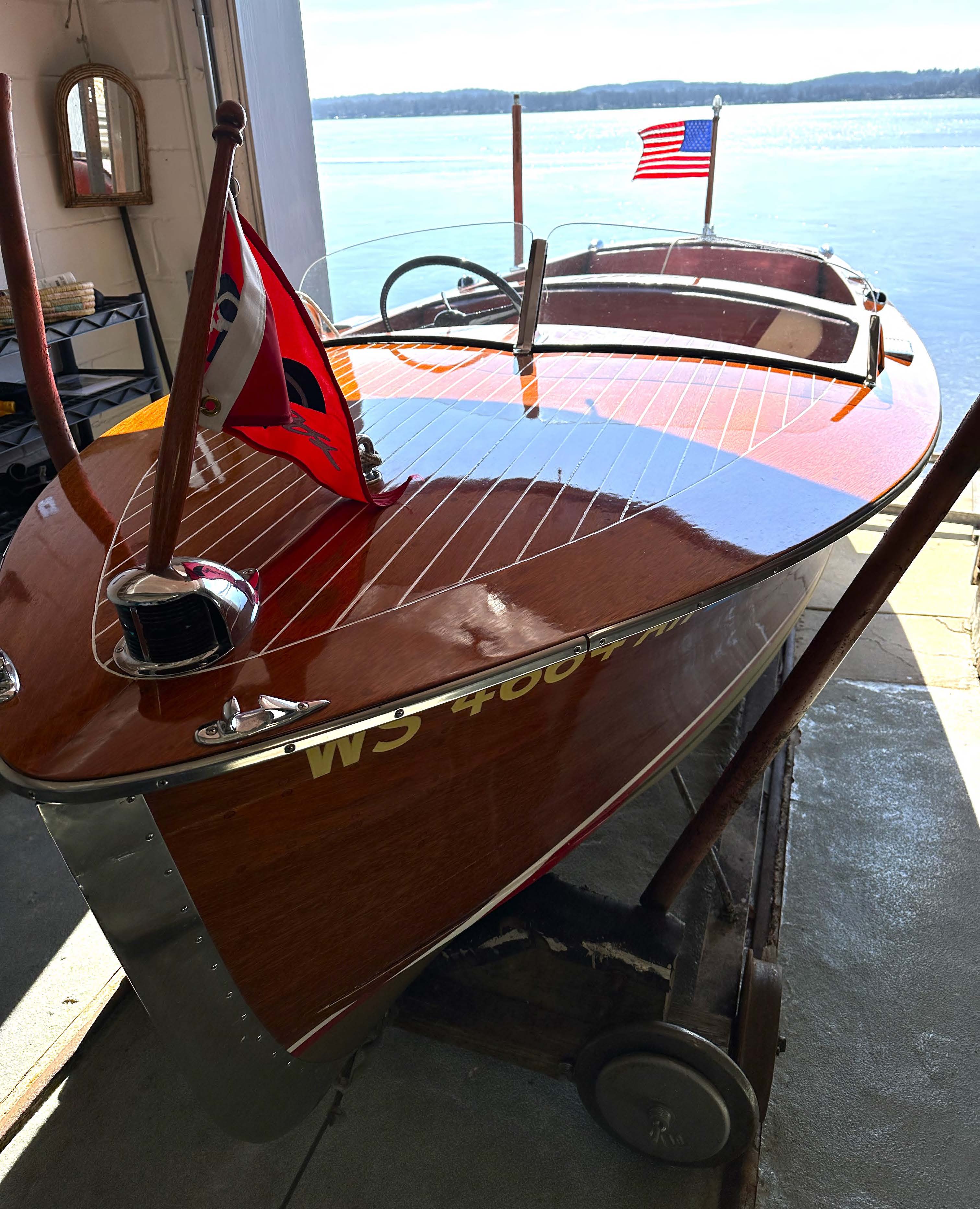 1952 CHRIS-CRAFT 17' Special Runabout