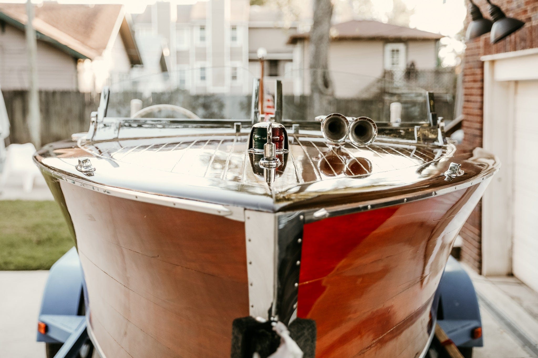 Replica 1939 19' Custom Barrel Back Runabout