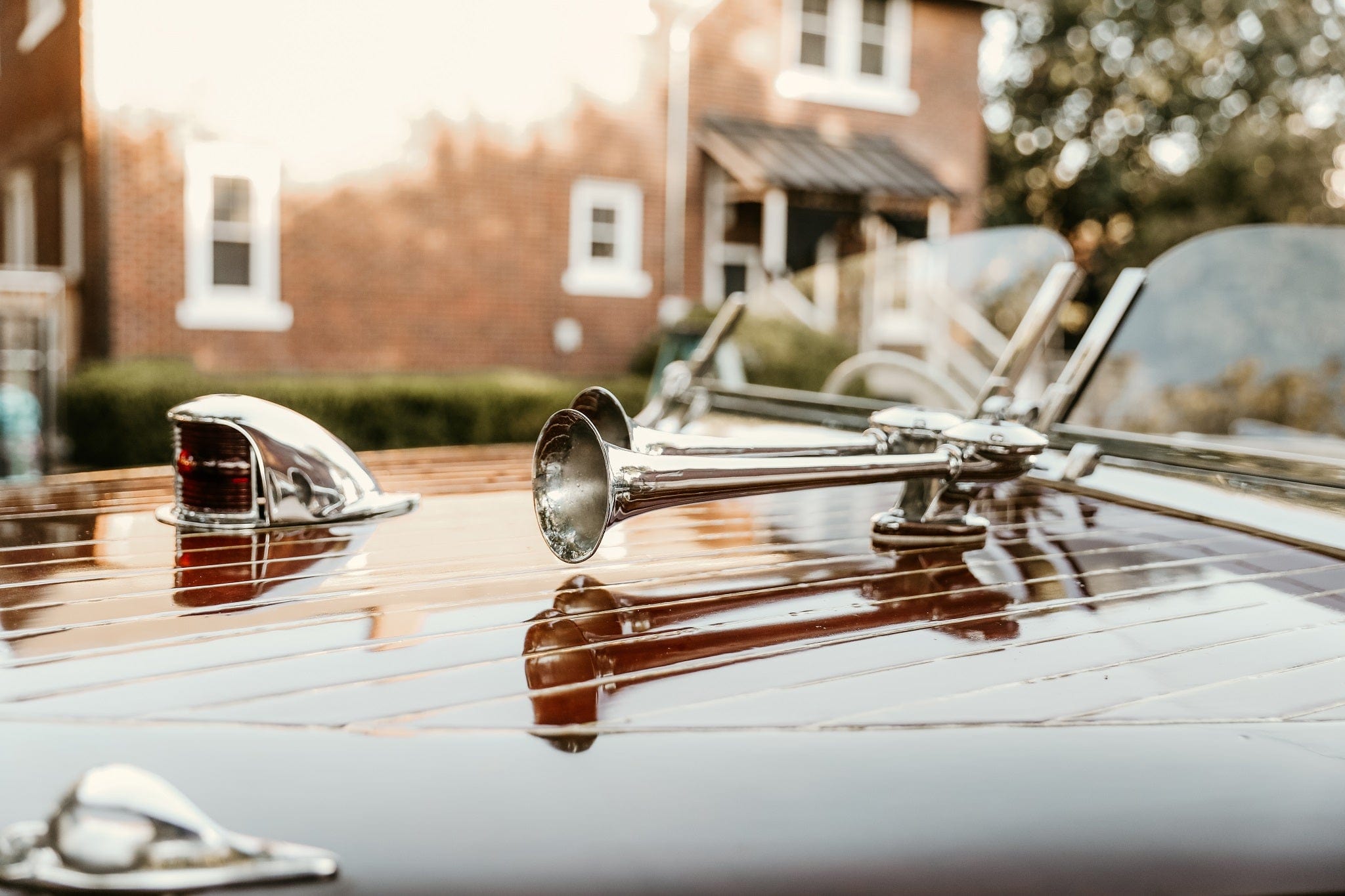 Replica 1939 19' Custom Barrel Back Runabout