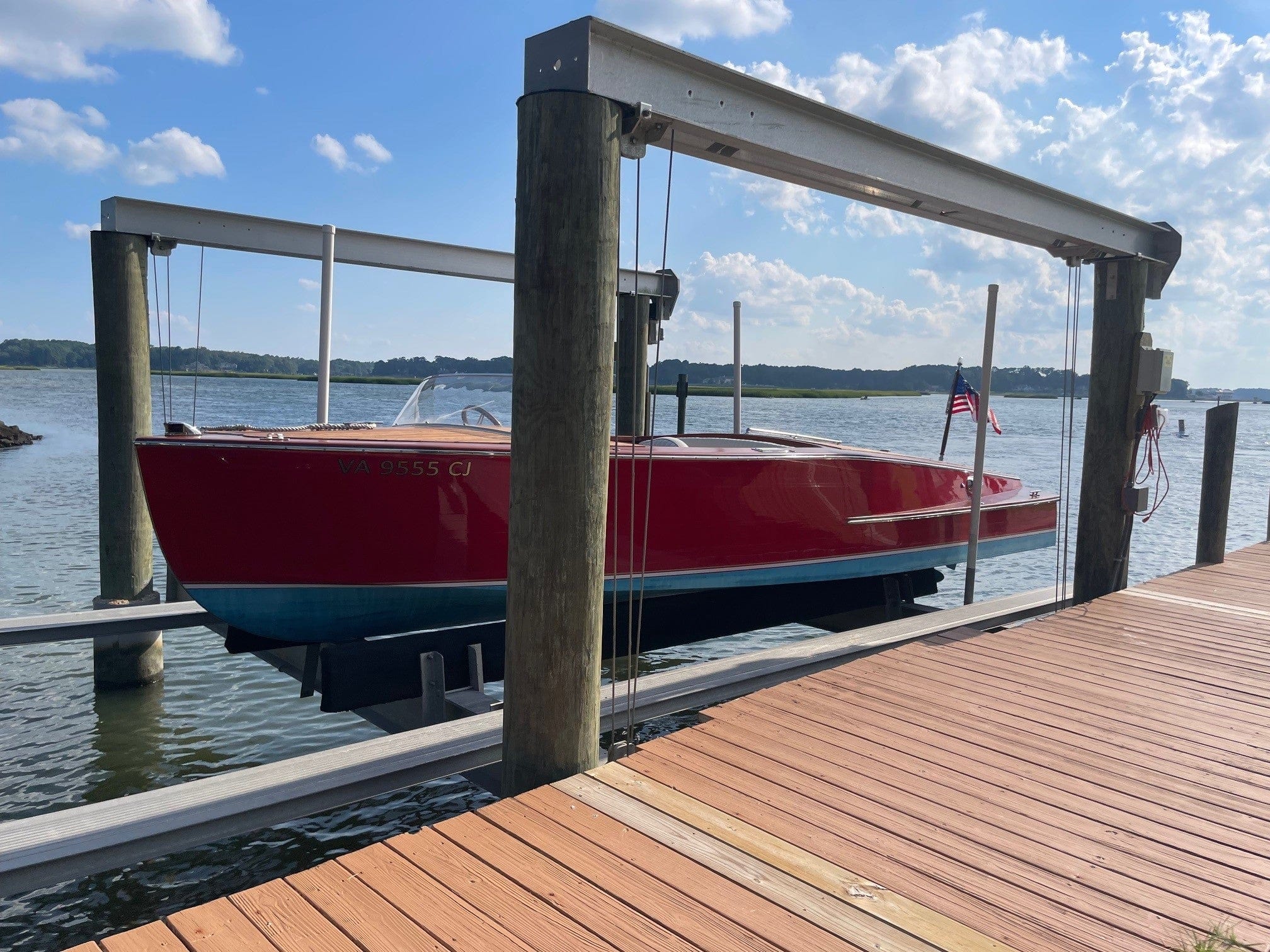 1971 22' WALTER SCHOOLEY CUSTOM RUNABOUT