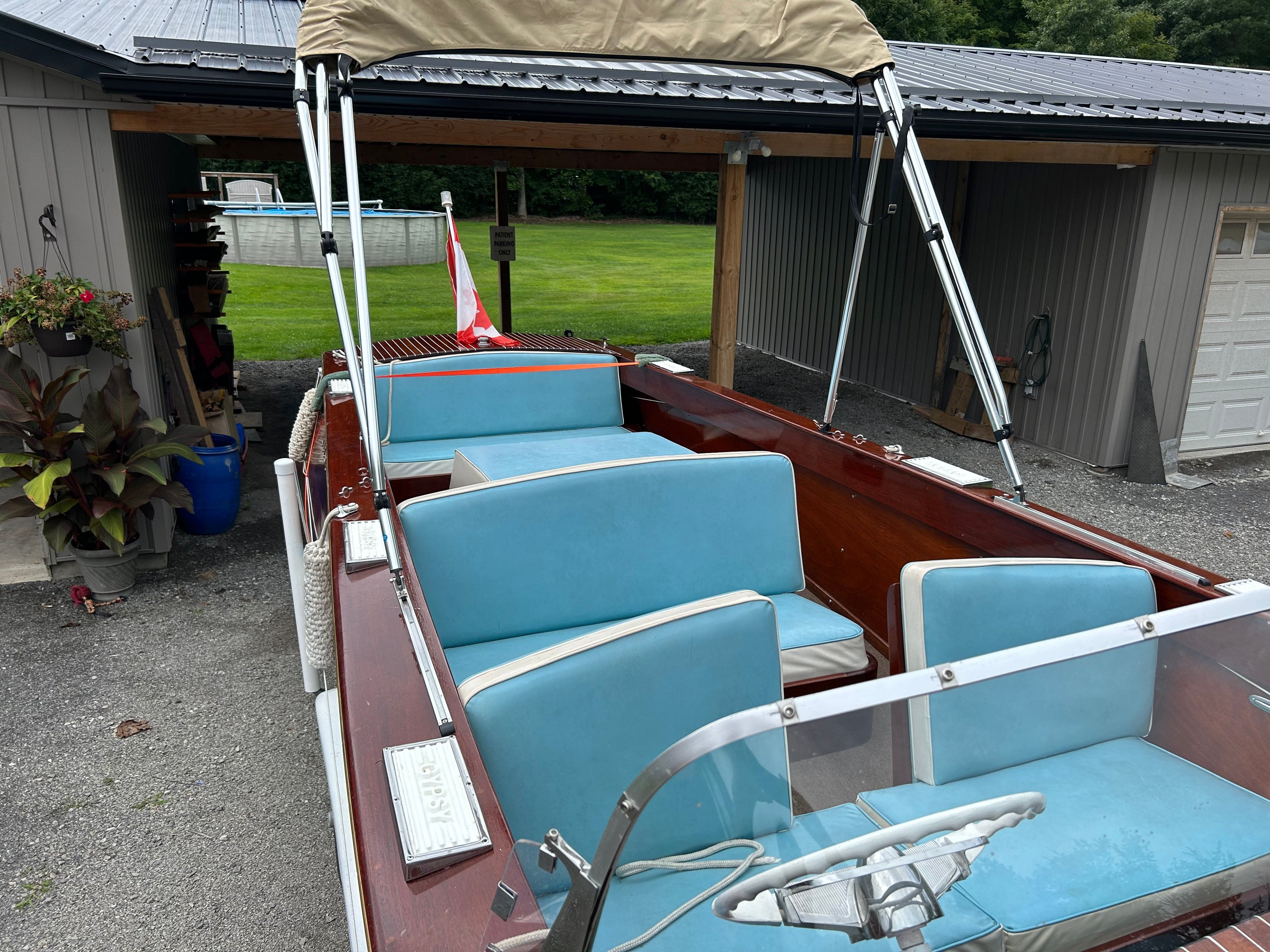 1962 21' Duke Runabout