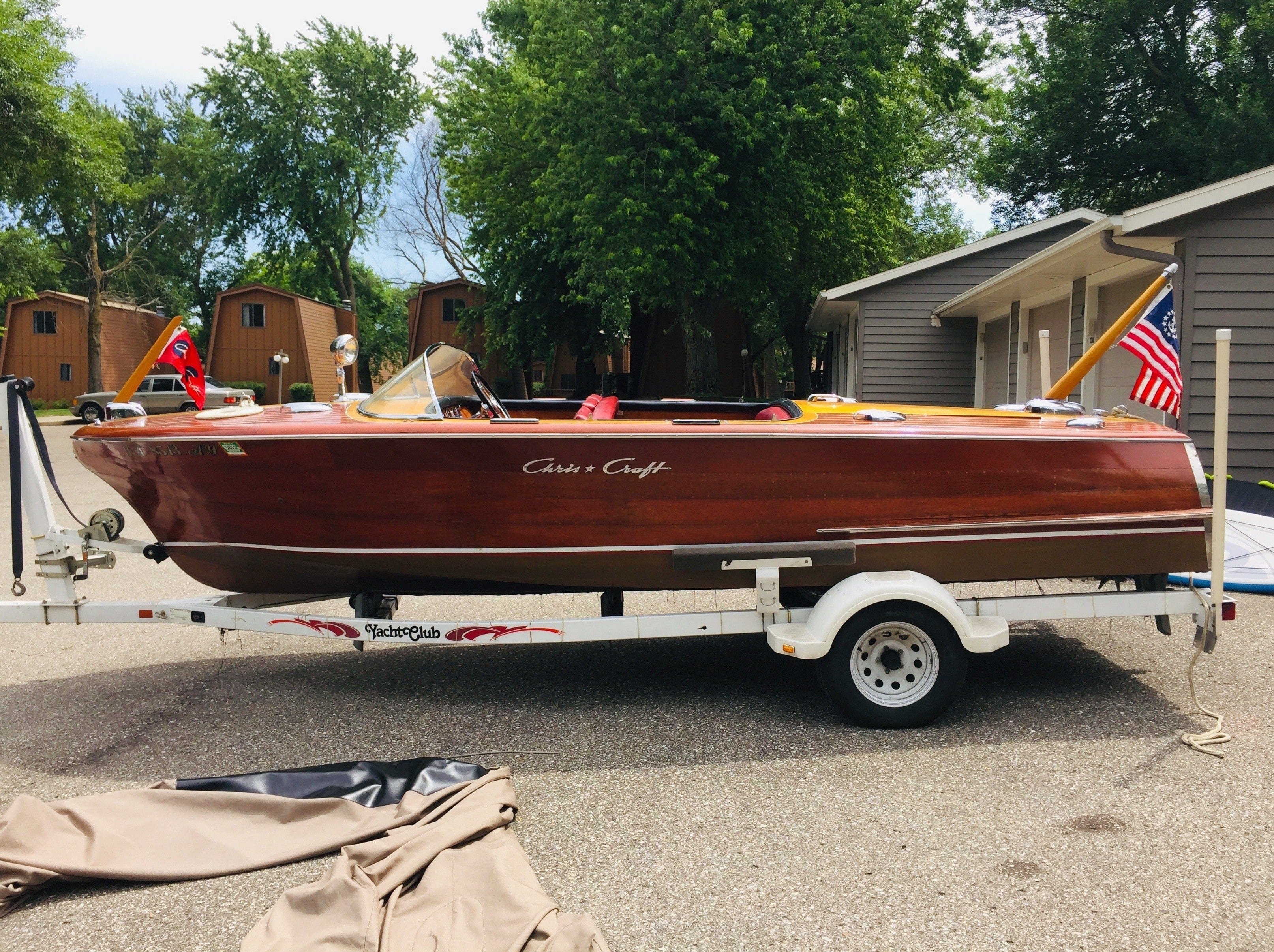 1957 CHRIS-CRAFT CAPRI 19'