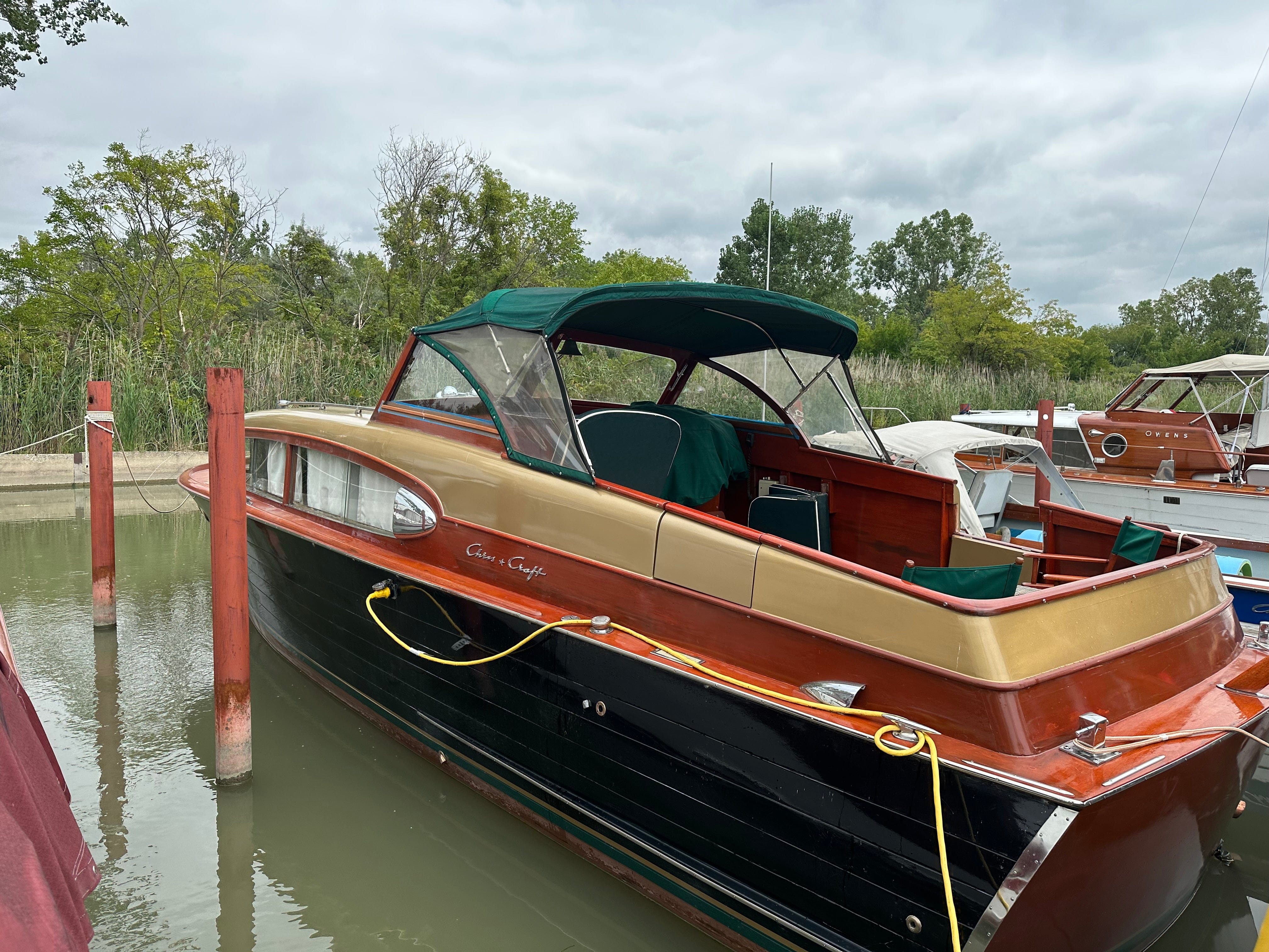 1955 CHRIS-CRAFT 34' CAPITAN CRUISER