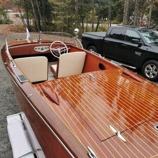 1954 - 18' SHEPHERD MODEL RUNABOUT