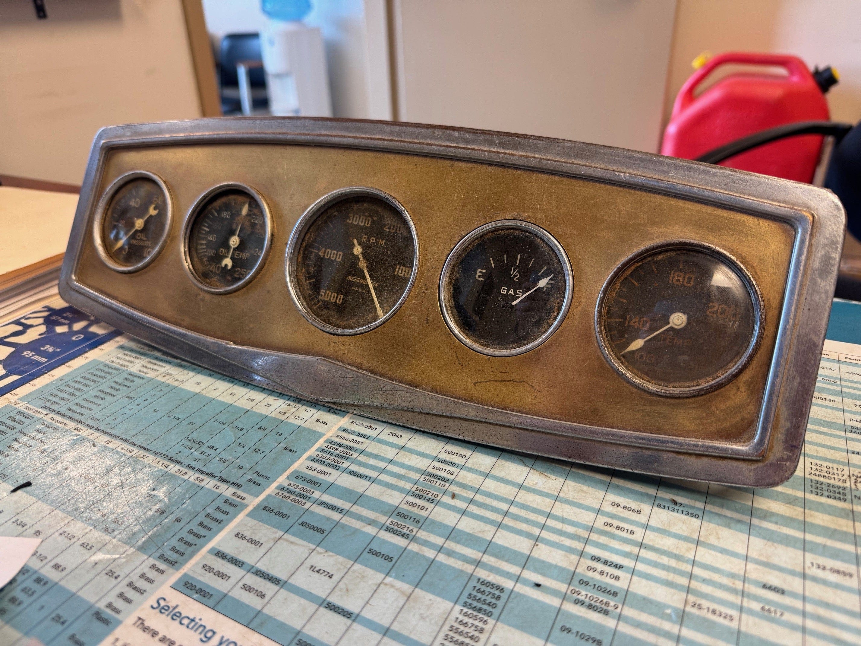 PRE-WAR STEWART-WARNER DELUXE GAUGE PANEL