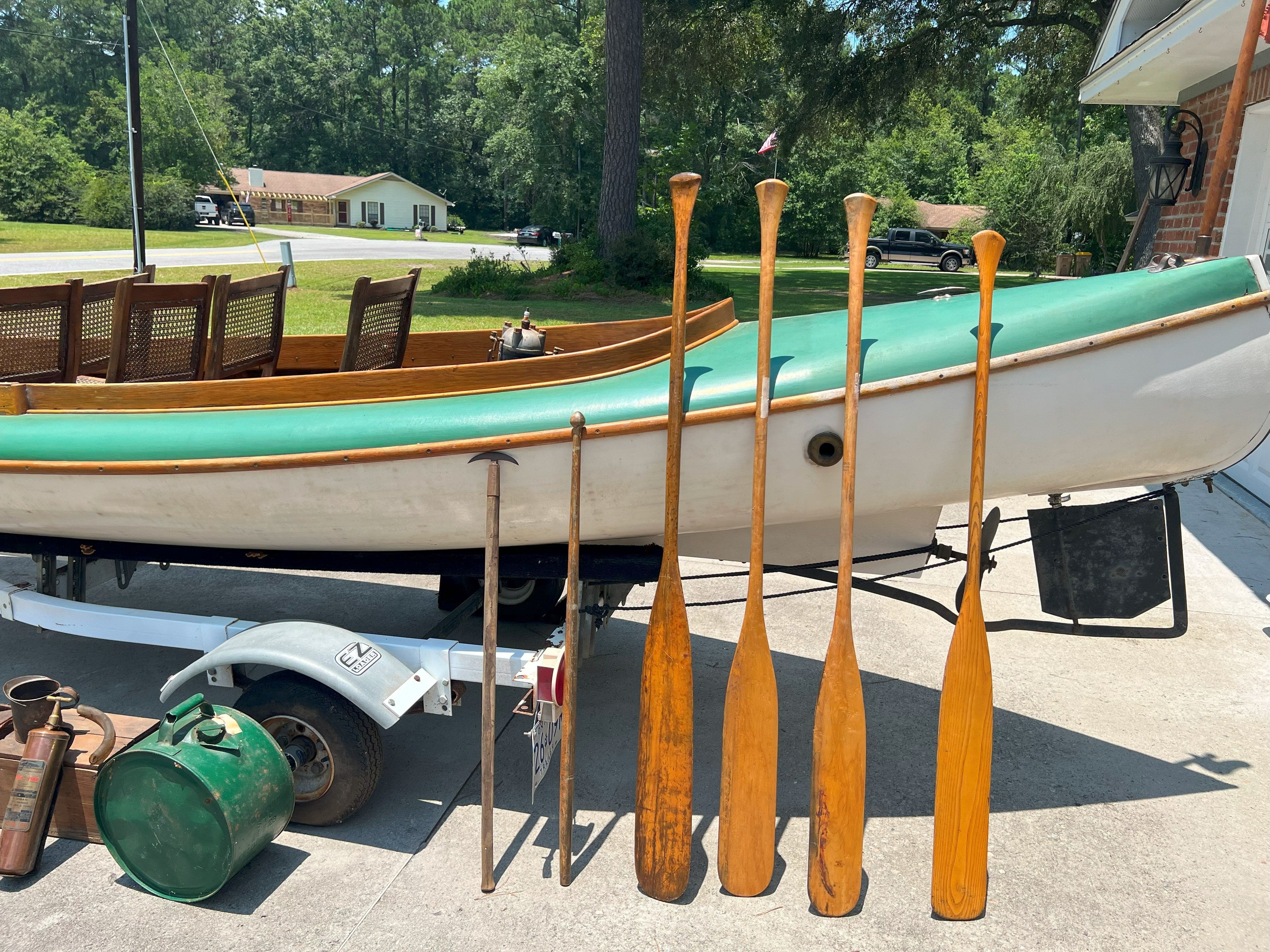 1910 20' 6" CHESTNUT CANOE LAUNCH