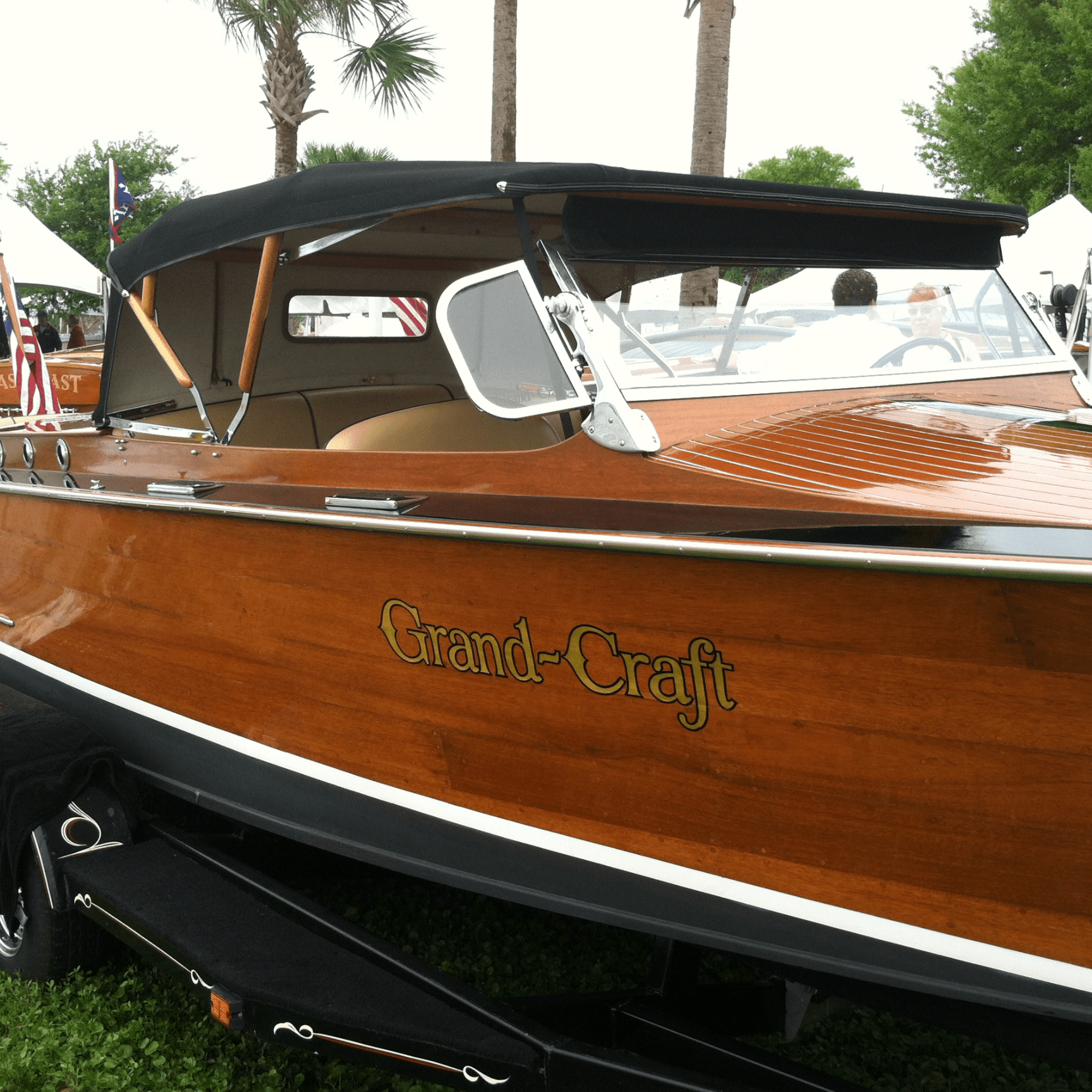 1982 Grand Craft 24' - Triple Cockpit Runabout