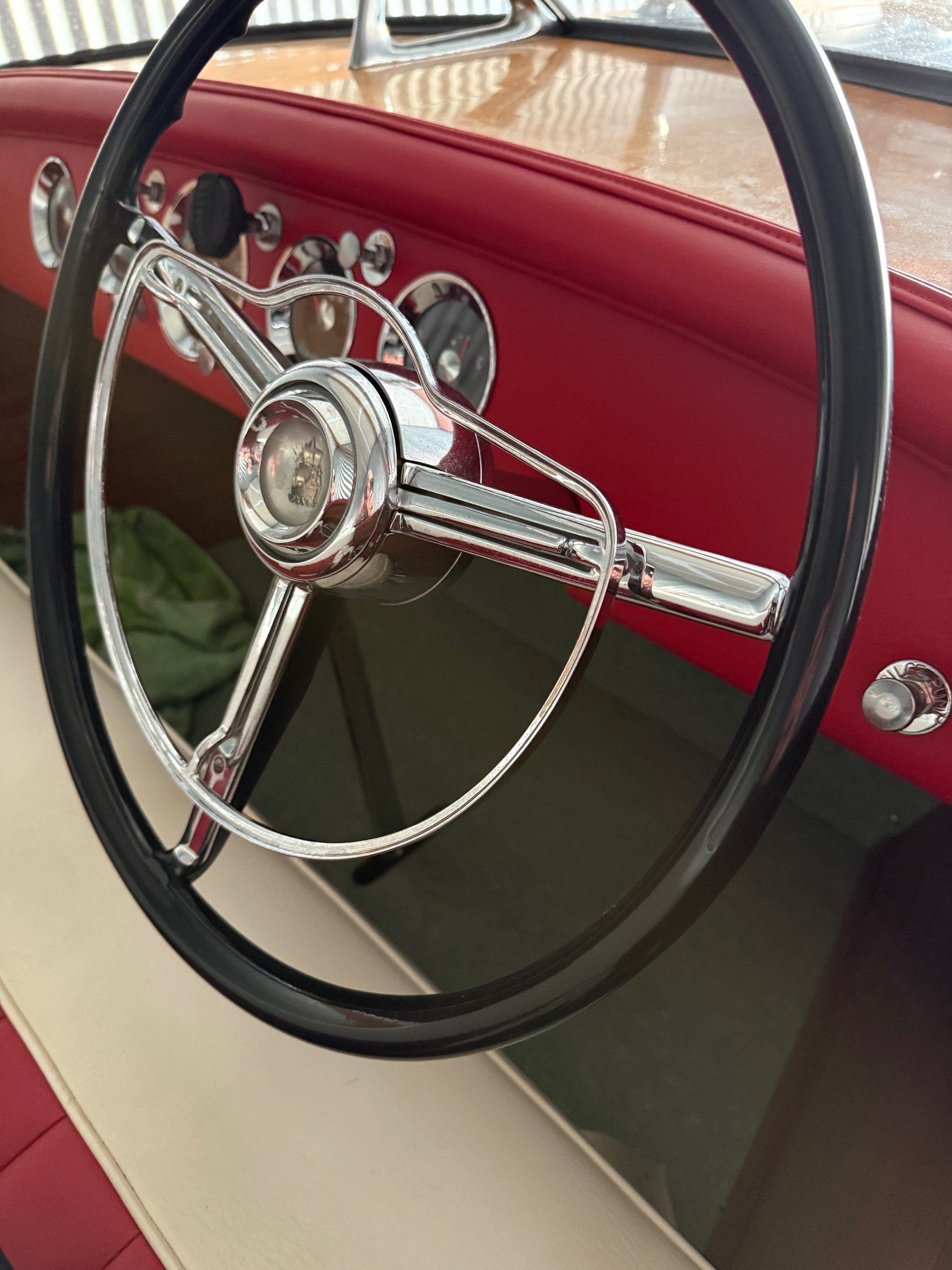 1957 CHRIS-CRAFT CAPRI 19'