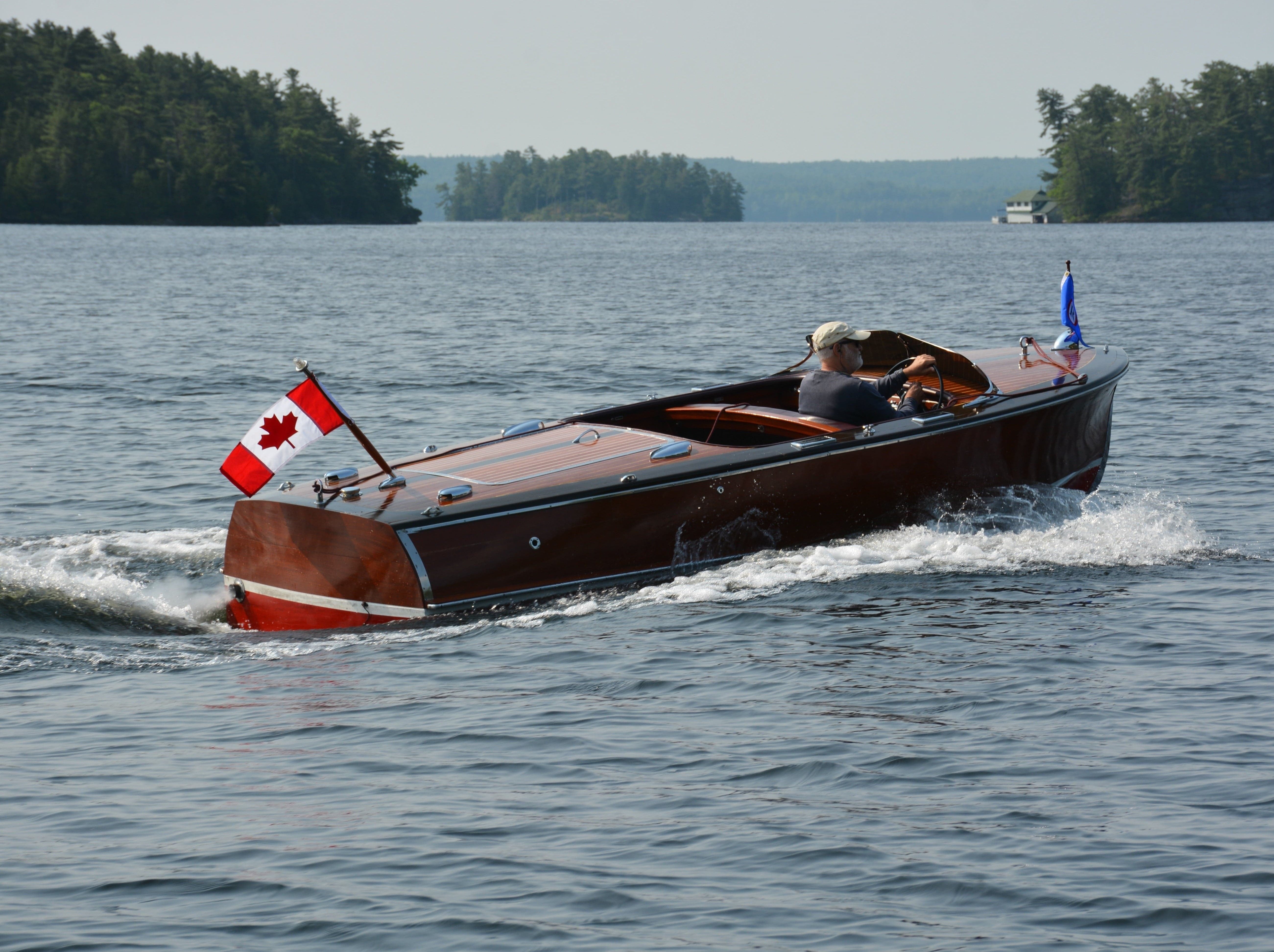 1947 CHRIS-CRAFT 17' DELUXE