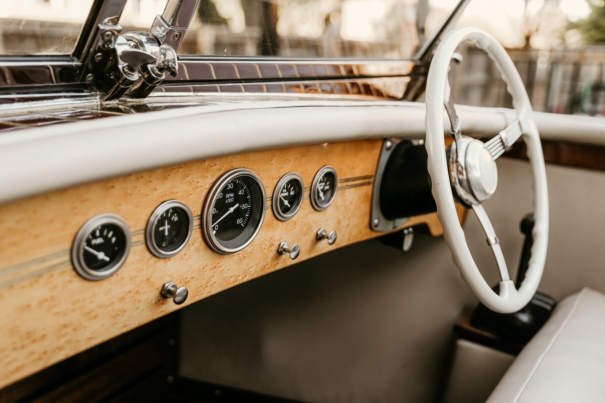 Replica 1939 19' Custom Barrel Back Runabout