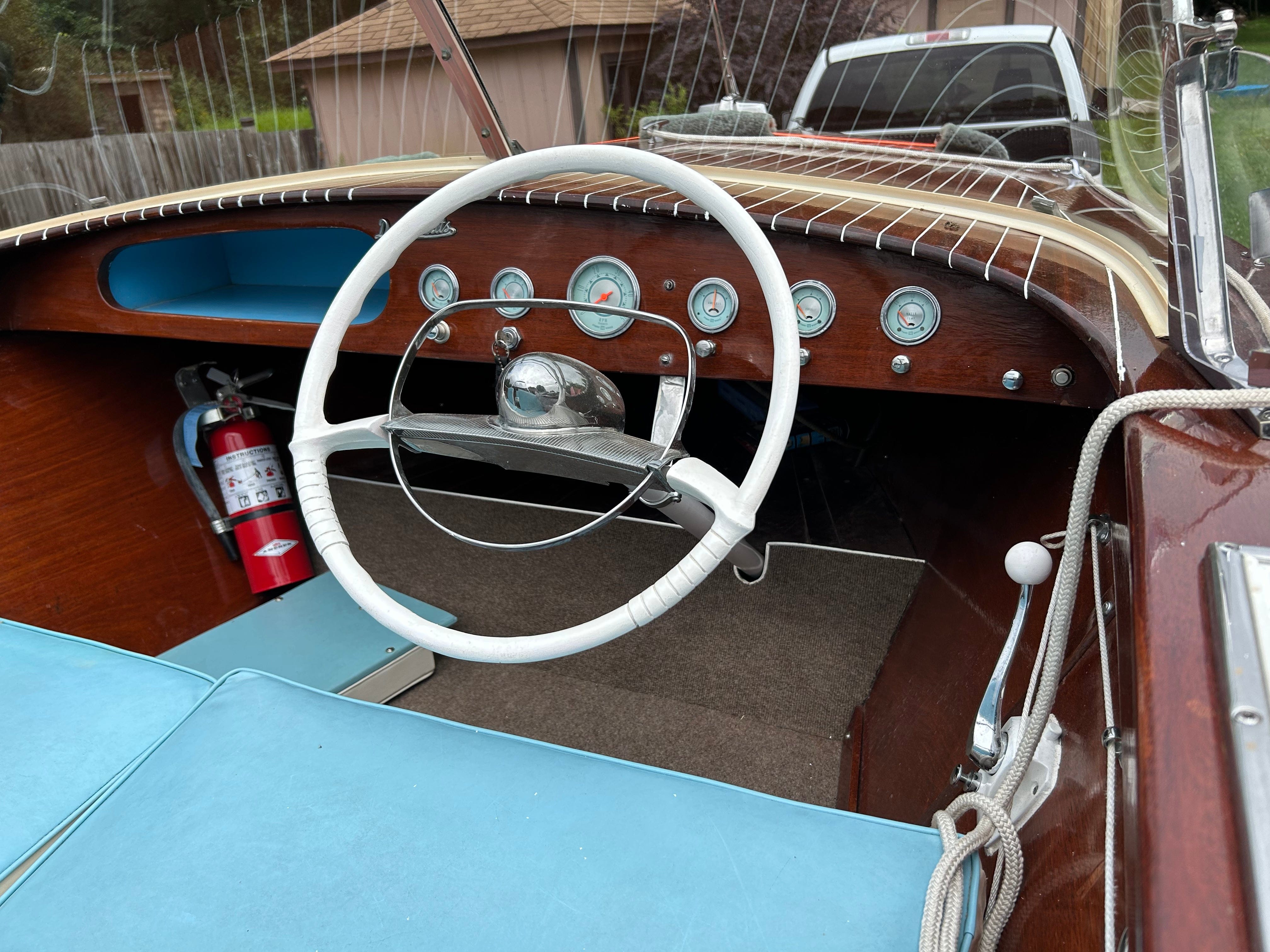 1962 21' Duke Runabout