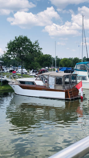 1961 SHEPHERD 33' FLYING BRIDGE CRUISER