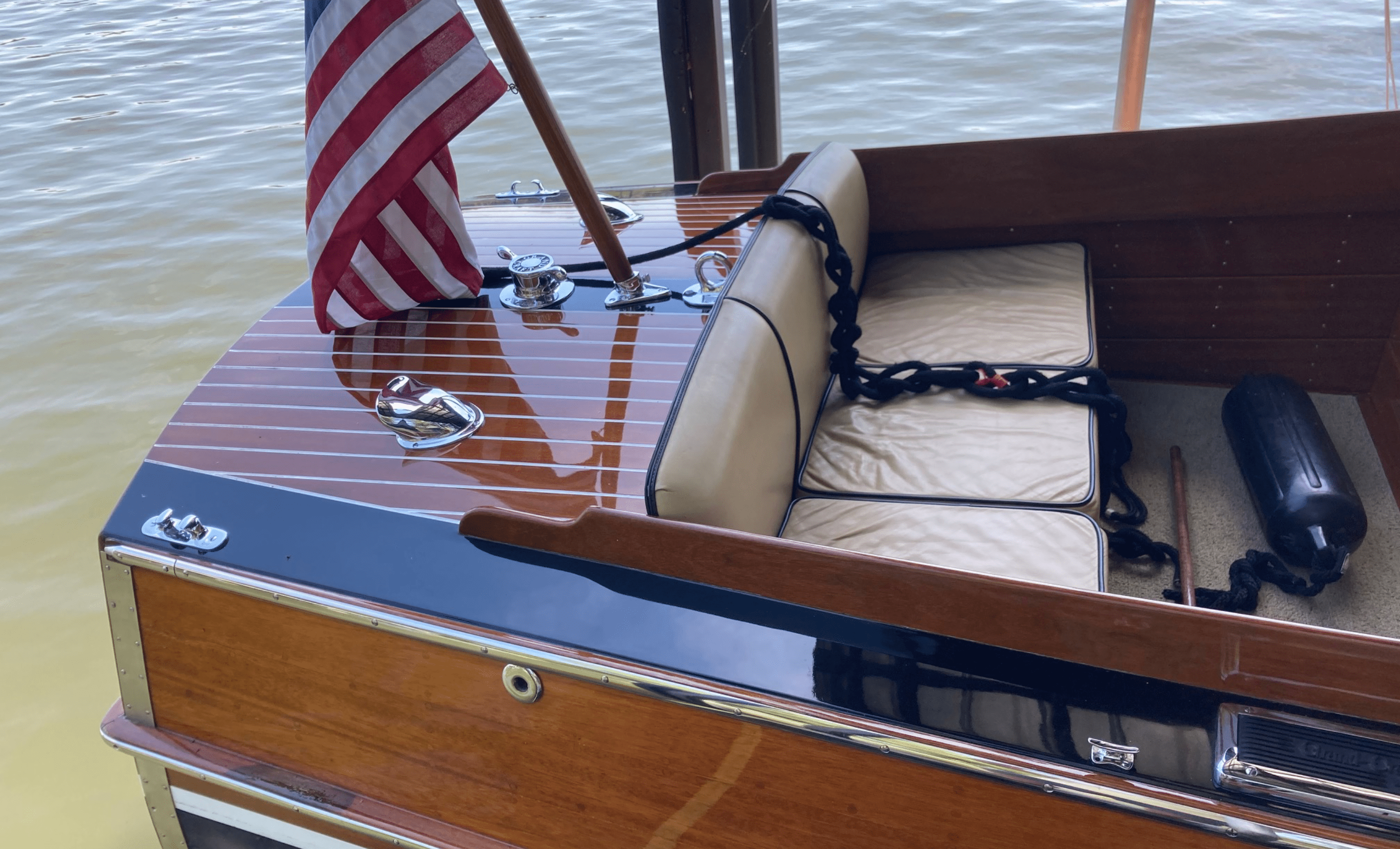 1982 Grand Craft 24' - Triple Cockpit Runabout