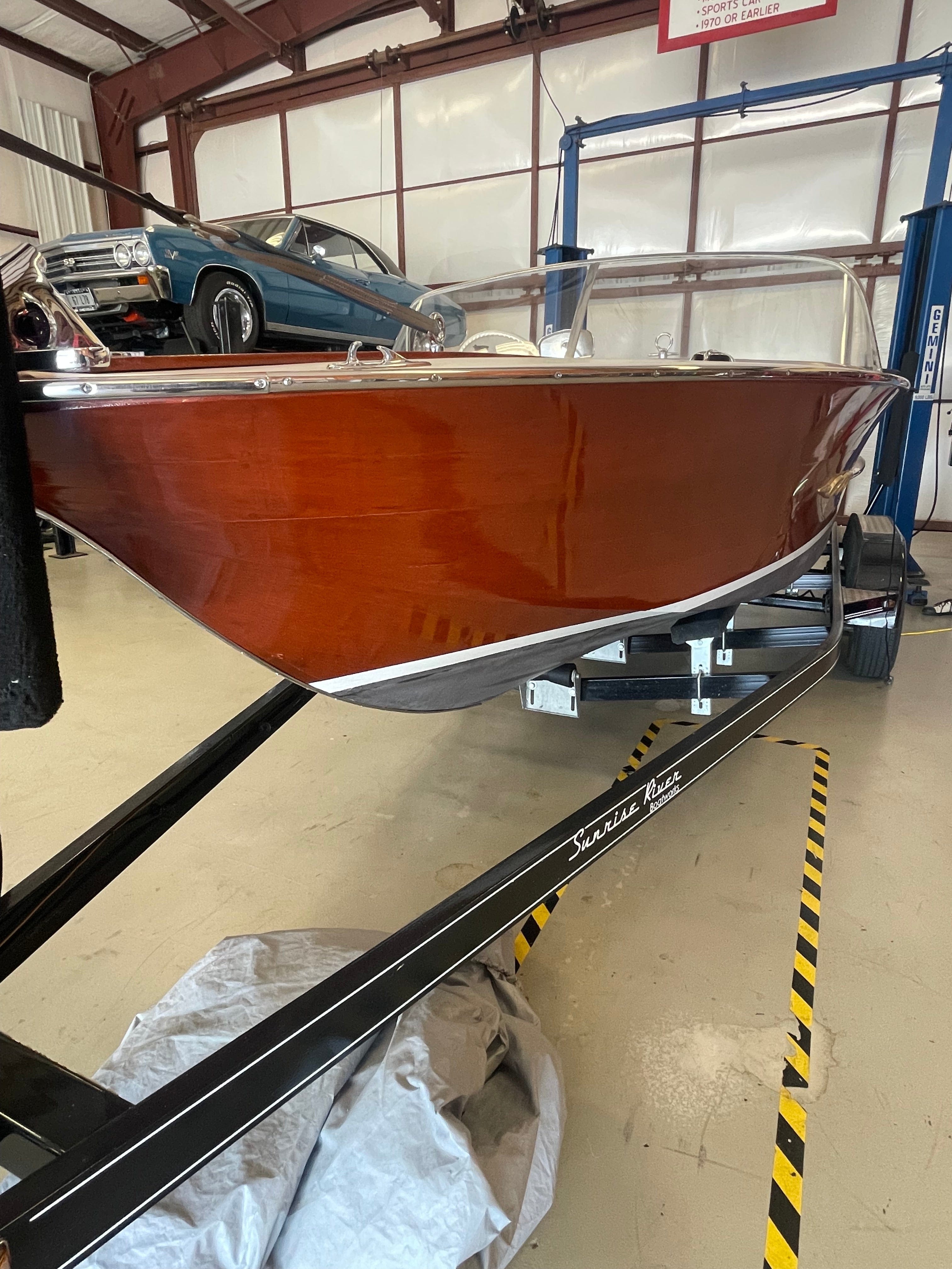 1962 CHRIS CRAFT 20' HOLIDAY