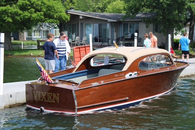 1949 CHRIS-CRAFT 22' CUSTOM SEDAN