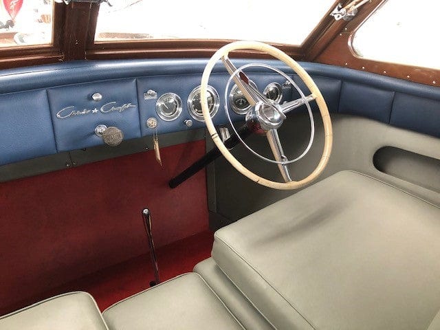 1949 CHRIS-CRAFT 22' CUSTOM SEDAN