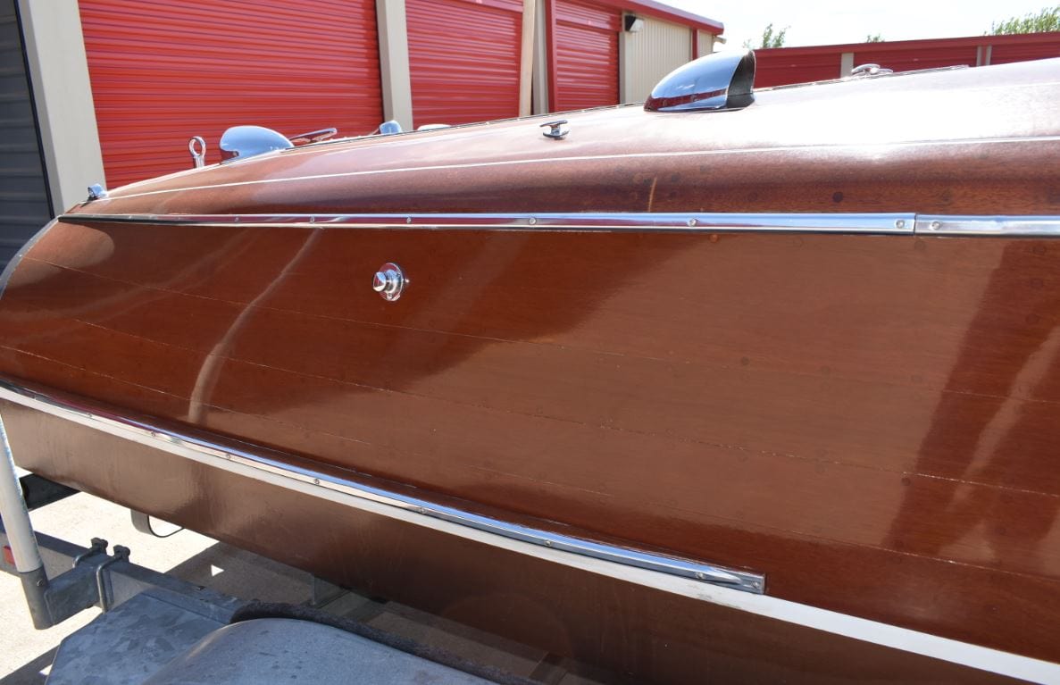 1941 CHRIS-CRAFT 19' CUSTOM - 'BARRELBACK'