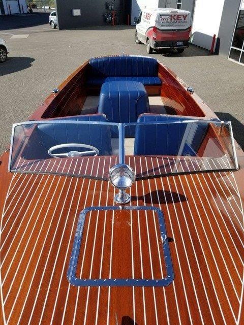 1947 CHRIS-CRAFT - 22' Sportsman - U22