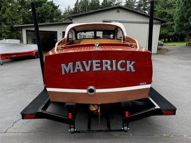 1950 CHRIS-CRAFT 22' CUSTOM SEDAN