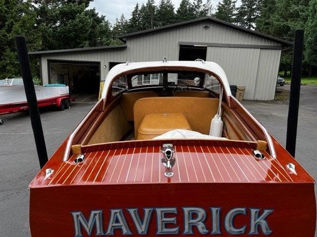 1950 CHRIS-CRAFT 22' CUSTOM SEDAN